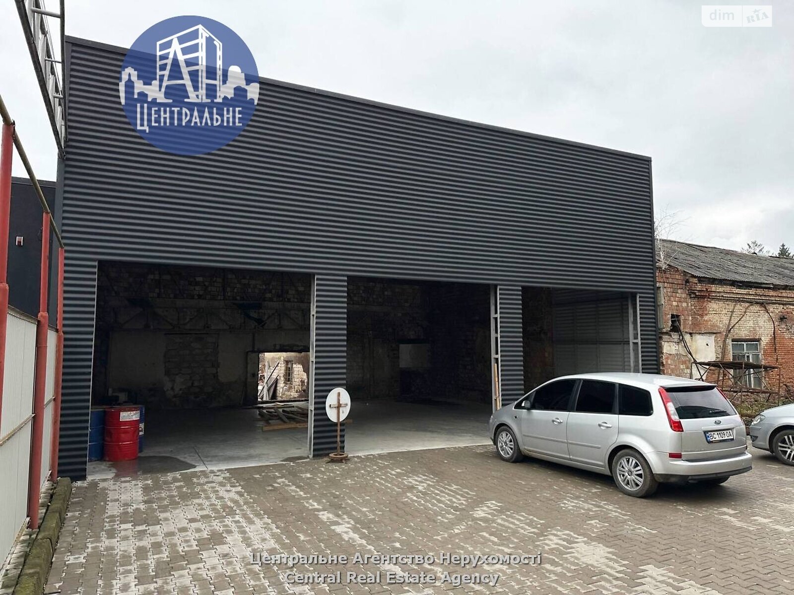 Комерційне приміщення в Чернівцях, здам в оренду по Руська вулиця 242, район Першотравневий, ціна: 42 500 грн за об’єкт фото 1