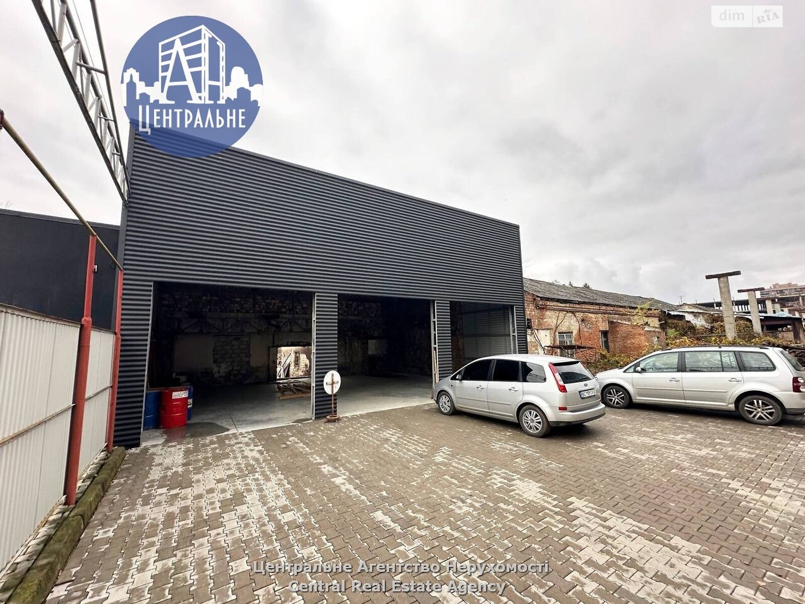 Комерційне приміщення в Чернівцях, здам в оренду по Руська вулиця 242, район Першотравневий, ціна: 42 500 грн за об’єкт фото 1