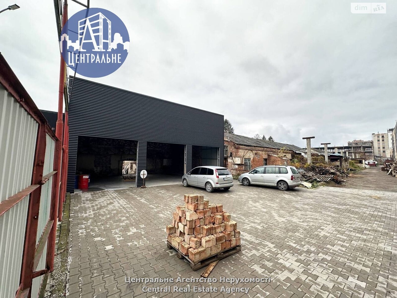 Комерційне приміщення в Чернівцях, здам в оренду по Руська вулиця 242, район Першотравневий, ціна: 42 500 грн за об’єкт фото 1
