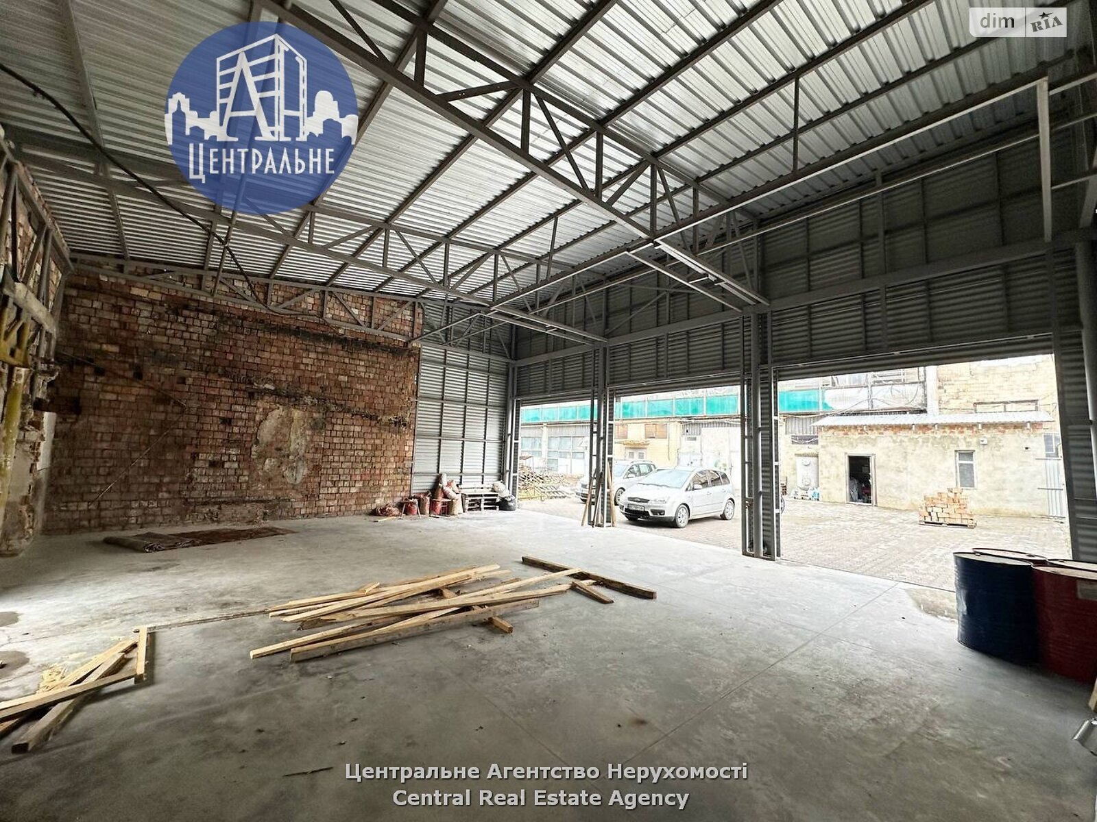 Комерційне приміщення в Чернівцях, здам в оренду по Руська вулиця 242, район Першотравневий, ціна: 42 500 грн за об’єкт фото 1