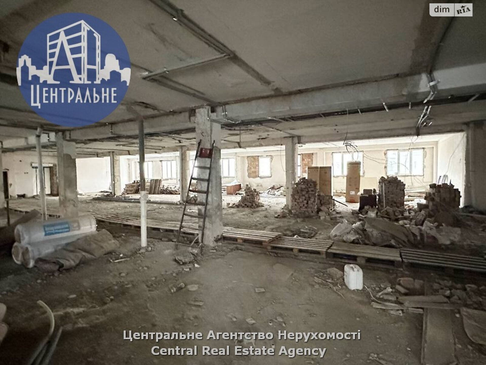 Коммерческое помещение в Черновцах, сдам в аренду по Русская улица, район Первомайский, цена: 122 400 грн за объект фото 1