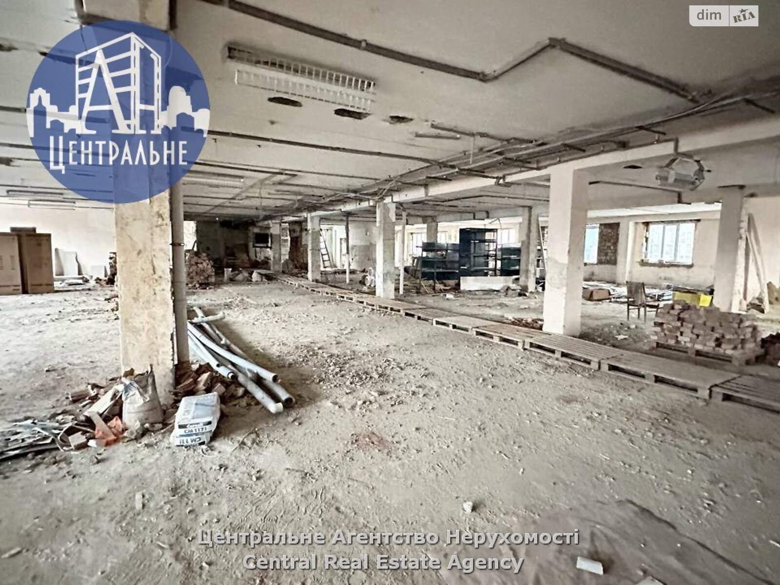 Коммерческое помещение в Черновцах, сдам в аренду по Русская улица, район Первомайский, цена: 122 400 грн за объект фото 1