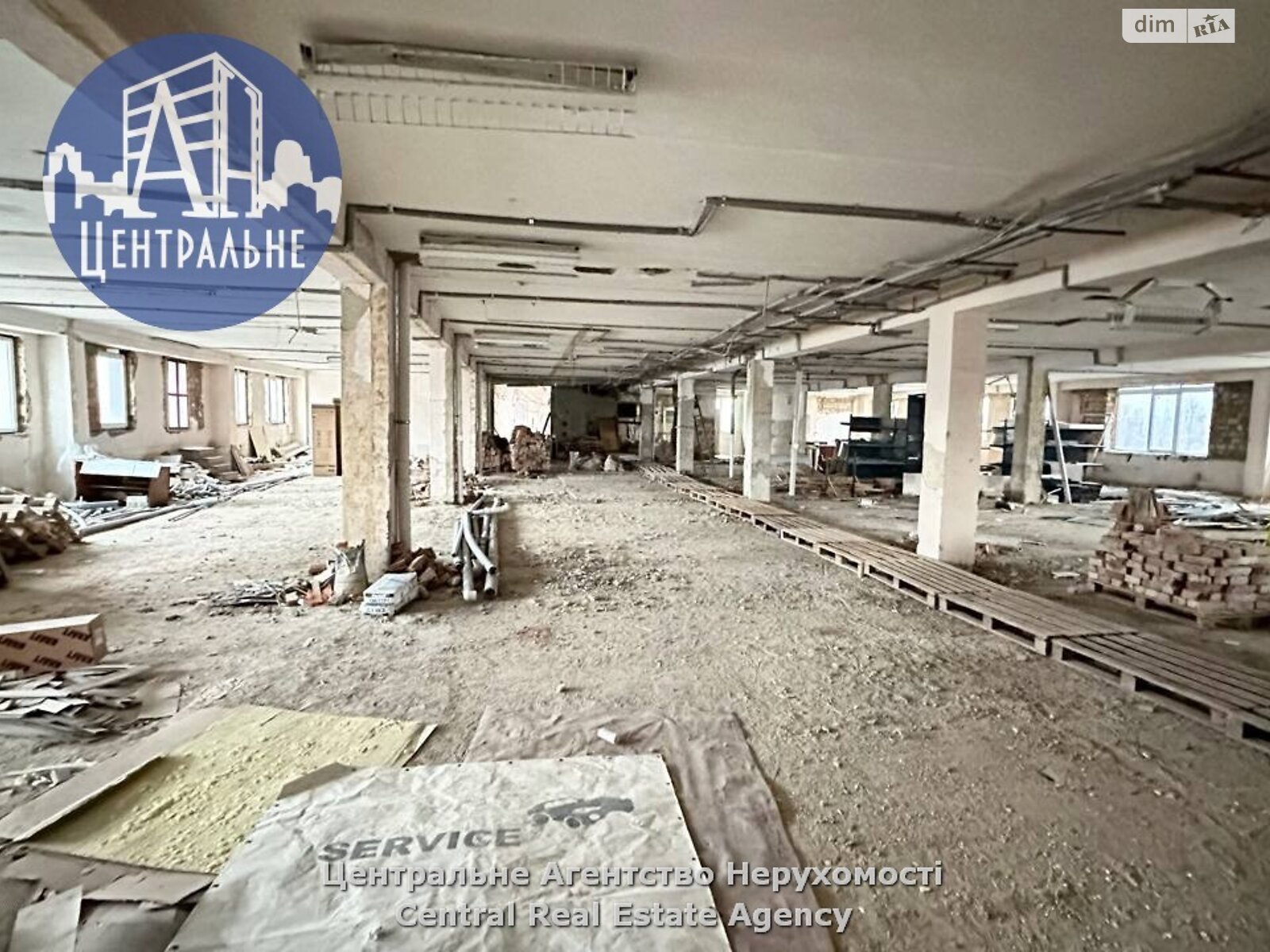 Коммерческое помещение в Черновцах, сдам в аренду по Русская улица, район Первомайский, цена: 122 400 грн за объект фото 1