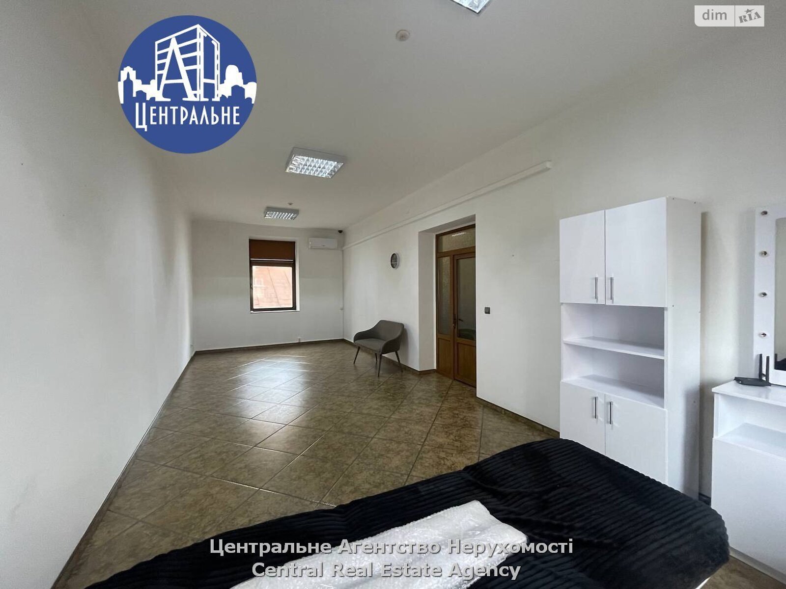 Коммерческое помещение в Черновцах, сдам в аренду по Шевченко Тараса улица 25, район Первомайский, цена: 12 200 грн за объект фото 1 Коммерческое помещение в Черновцах, сдам в аренду по Шевченко Тараса улица 25, район Первомайский, цена: 12 200 грн за объект фото 1