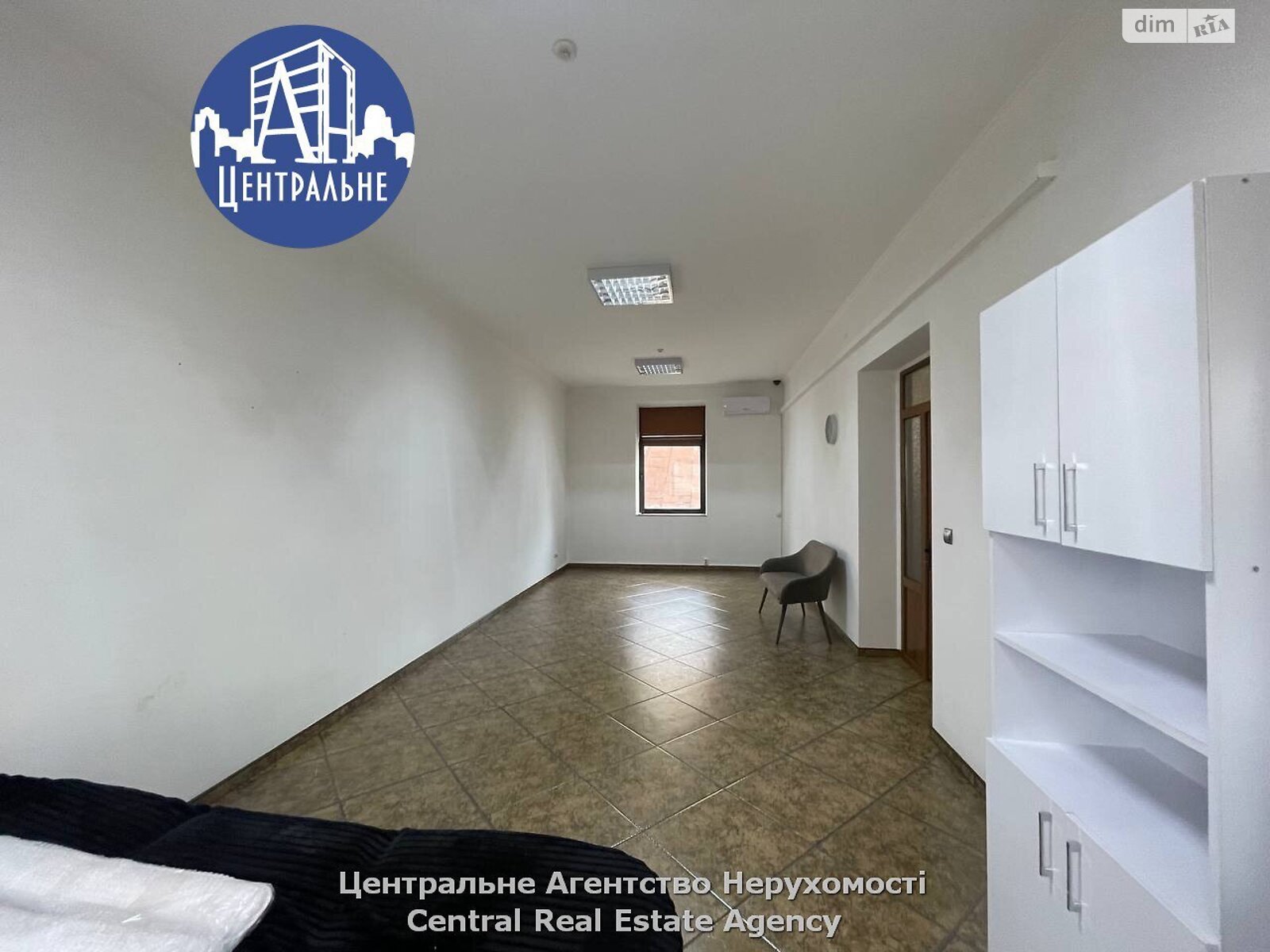 Коммерческое помещение в Черновцах, сдам в аренду по Шевченко Тараса улица 25, район Первомайский, цена: 12 200 грн за объект фото 1 Коммерческое помещение в Черновцах, сдам в аренду по Шевченко Тараса улица 25, район Первомайский, цена: 12 200 грн за объект фото 1