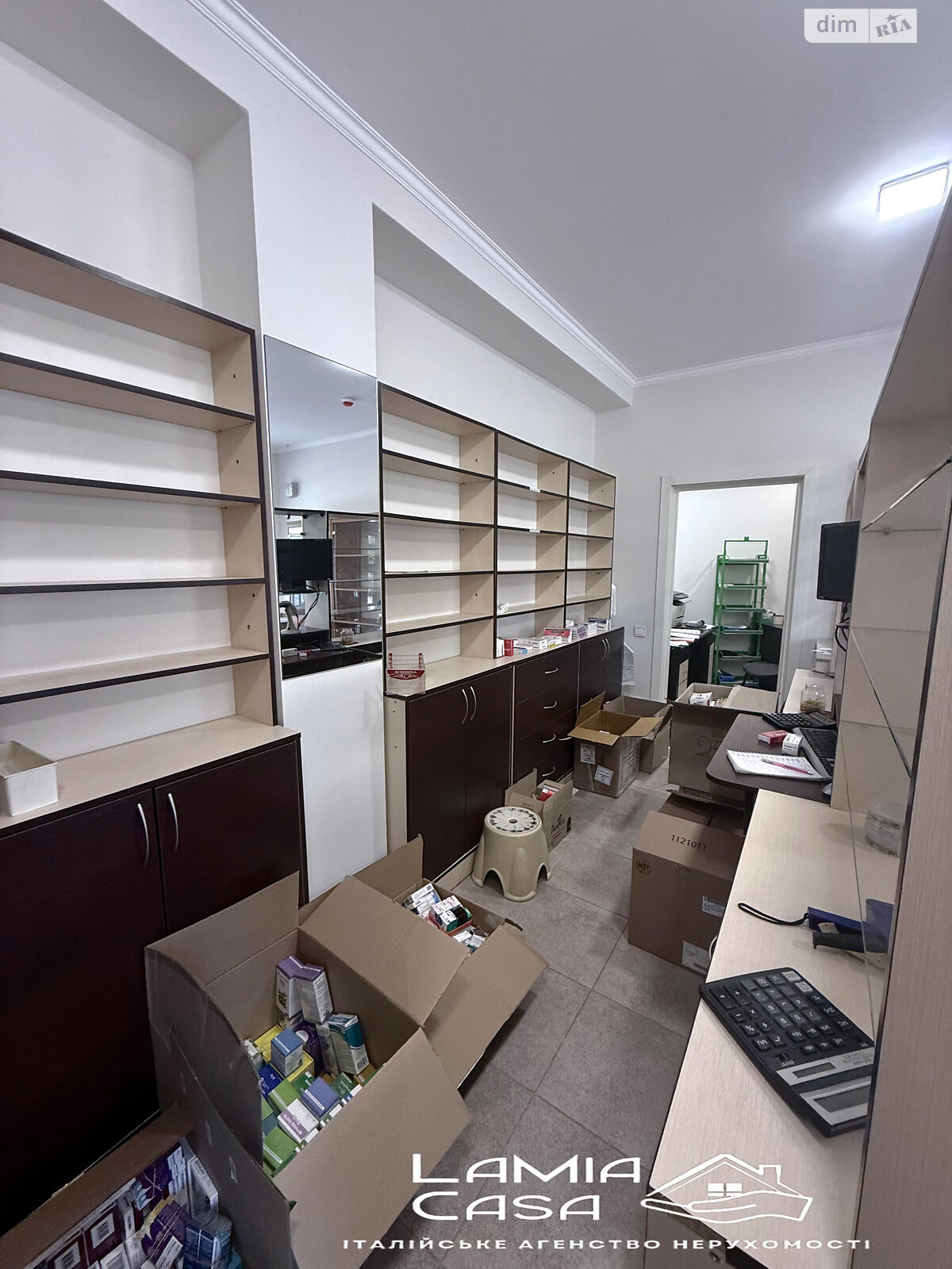 Комерційне приміщення в Чернівцях, здам в оренду по Дзержика Корнелія вулиця 41Ж, район Роша, ціна: 30 000 грн за об’єкт фото 1