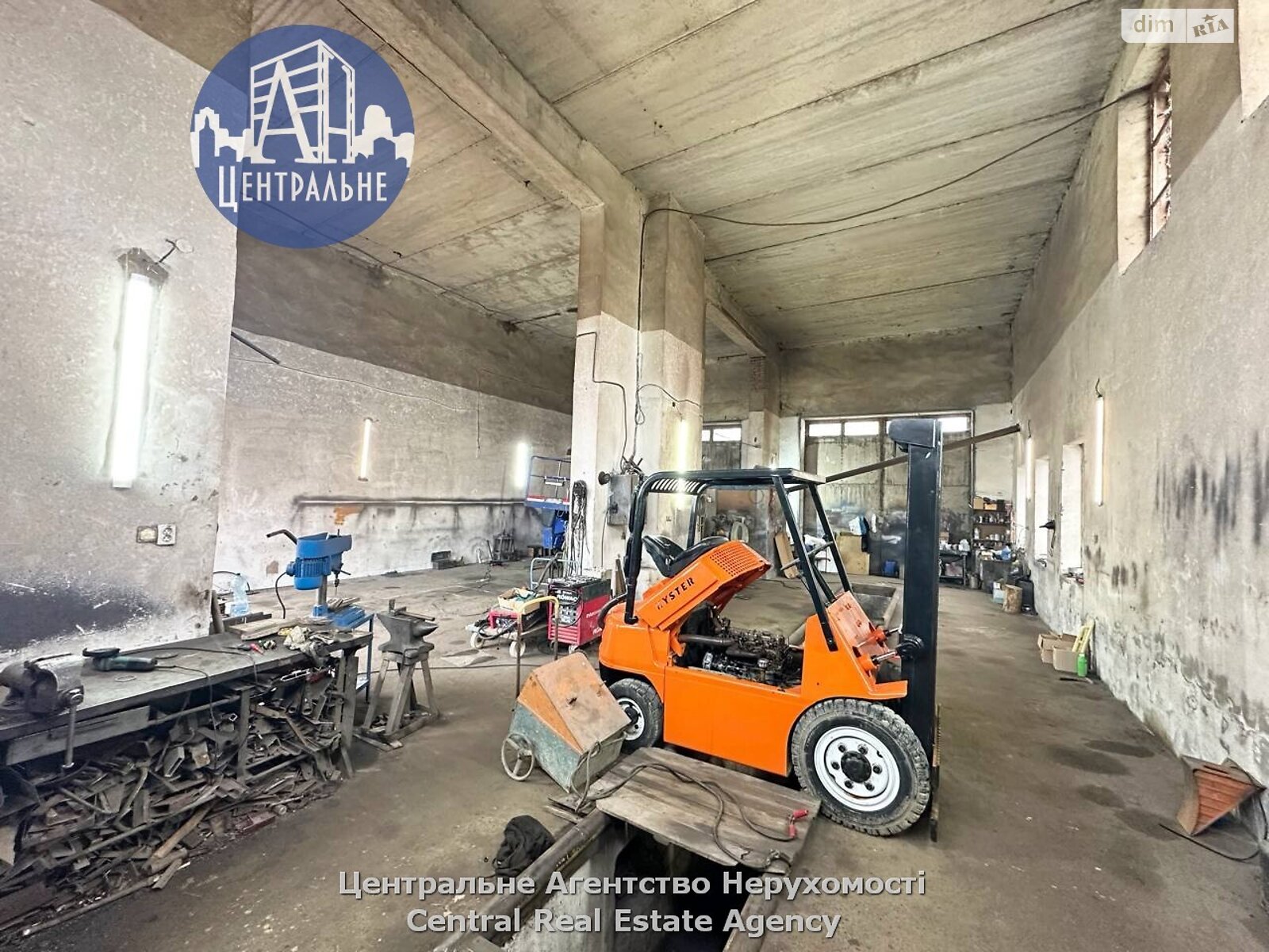 Коммерческое помещение в Черновцах, сдам в аренду по Ярослава Мудрого улица, район Садгорский, цена: 29 505 грн за объект фото 1