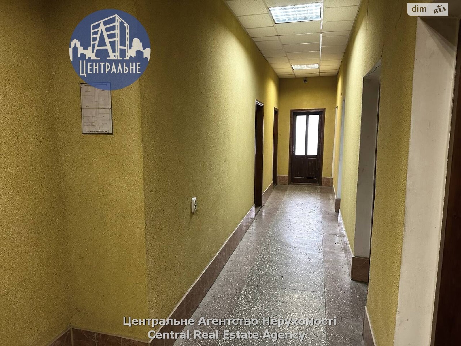 Коммерческое помещение в Черновцах, сдам в аренду по Ярослава Мудрого улица, район Садгорский, цена: 23 139 грн за объект фото 1