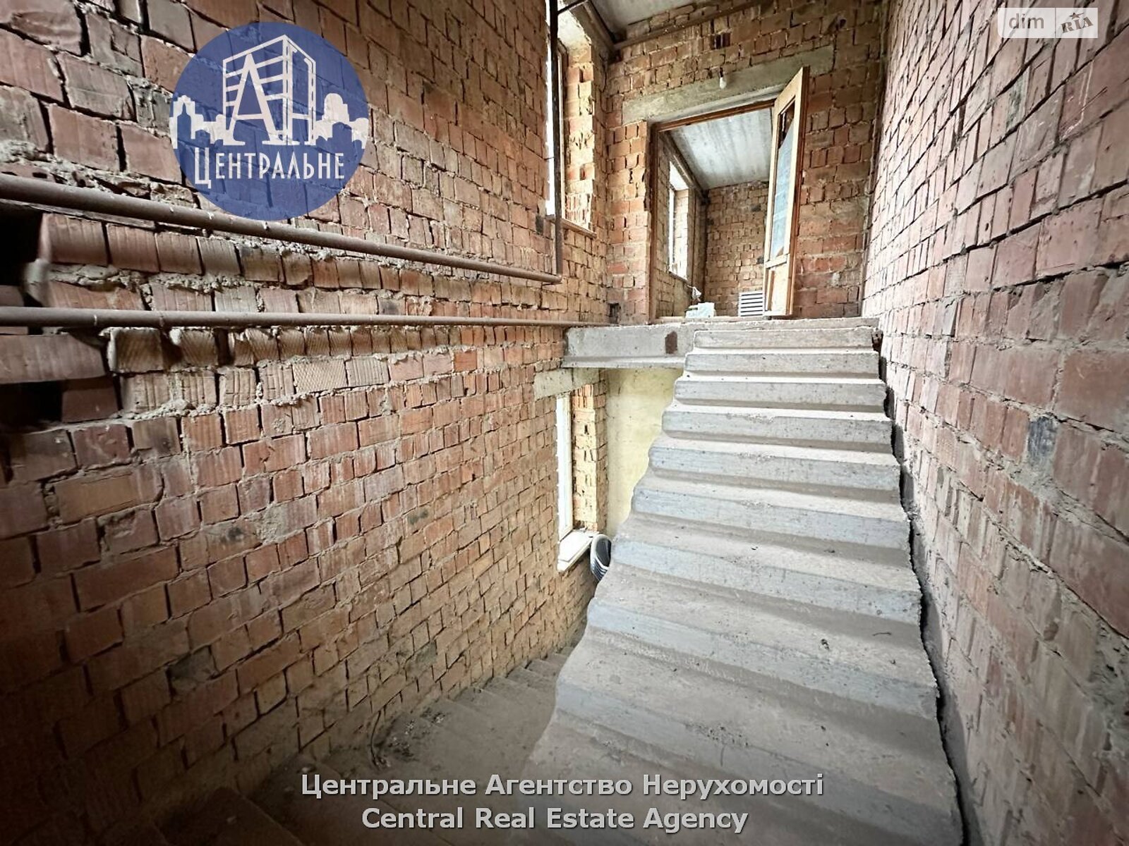 Коммерческое помещение в Черновцах, сдам в аренду по Ярослава Мудрого улица, район Садгорский, цена: 18 932 грн за объект фото 1