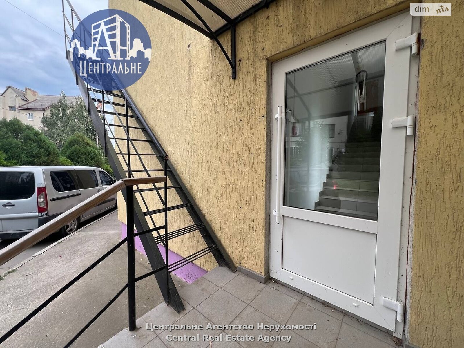 Коммерческое помещение в Черновцах, сдам в аренду по Заводская улица, район Садгорский, цена: 10 000 грн за объект фото 1