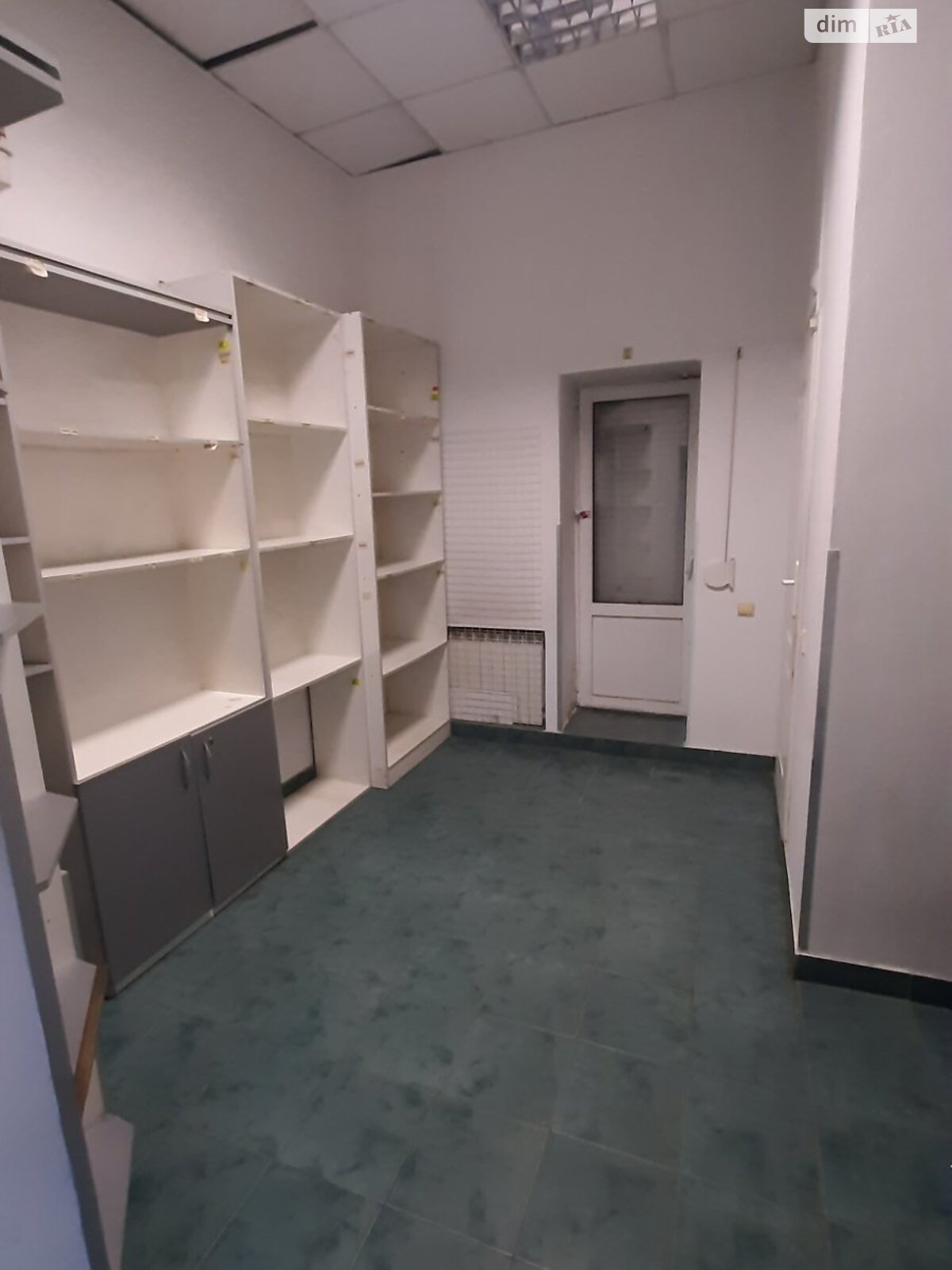 Коммерческое помещение в Черновцах, сдам в аренду по Загудела Дмитрия улица 6, цена: 29 610 грн за объект фото 1