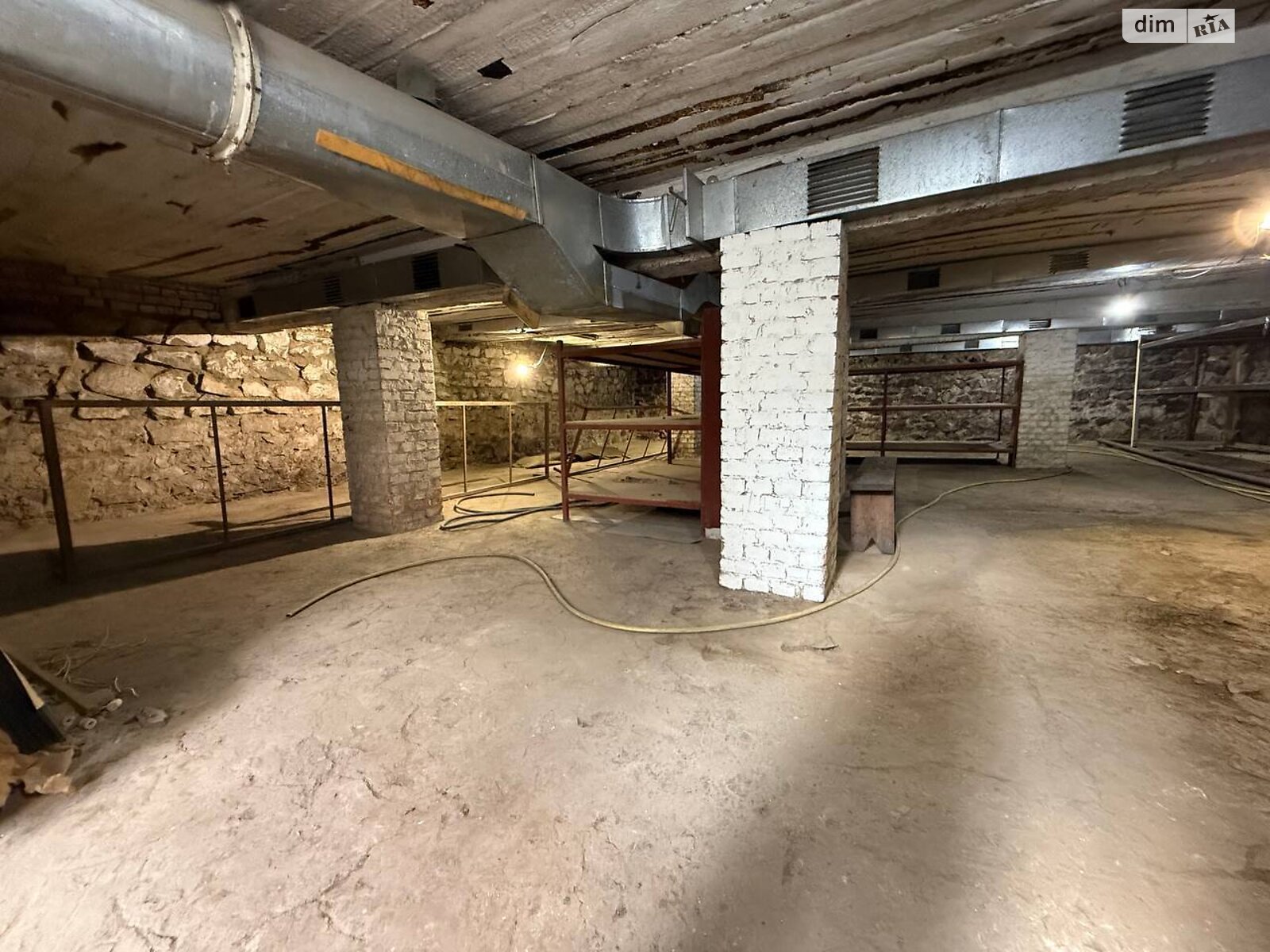 Коммерческое помещение в Днепре, сдам в аренду по Детальстроевская (Саранская) улица, район Амур-Нижнеднепровский, цена: 7 500 грн за объект фото 1