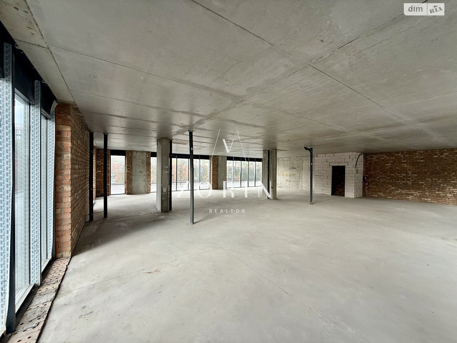 Комерційне приміщення в Дніпрі, здам в оренду по Гончара Олеся (Кірова) вулиця, район Табірний, ціна: 129 074 грн за об’єкт фото 1 Комерційне приміщення в Дніпрі, здам в оренду по Гончара Олеся (Кірова) вулиця, район Табірний, ціна: 129 074 грн за об’єкт фото 1