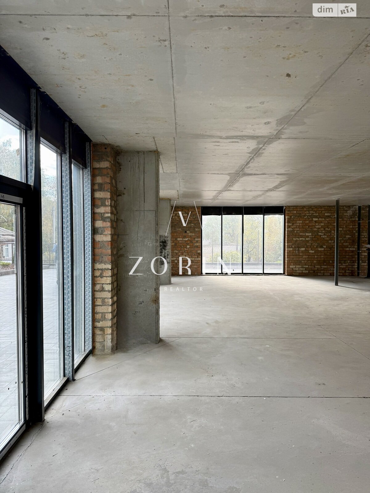 Комерційне приміщення в Дніпрі, здам в оренду по Гончара Олеся (Кірова) вулиця, район Табірний, ціна: 129 074 грн за об’єкт фото 1 Комерційне приміщення в Дніпрі, здам в оренду по Гончара Олеся (Кірова) вулиця, район Табірний, ціна: 129 074 грн за об’єкт фото 1