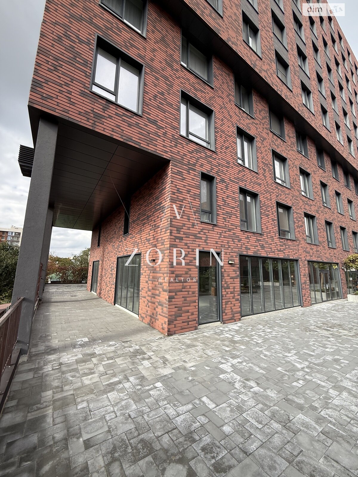 Комерційне приміщення в Дніпрі, здам в оренду по Гончара Олеся (Кірова) вулиця, район Табірний, ціна: 129 074 грн за об’єкт фото 1 Комерційне приміщення в Дніпрі, здам в оренду по Гончара Олеся (Кірова) вулиця, район Табірний, ціна: 129 074 грн за об’єкт фото 1