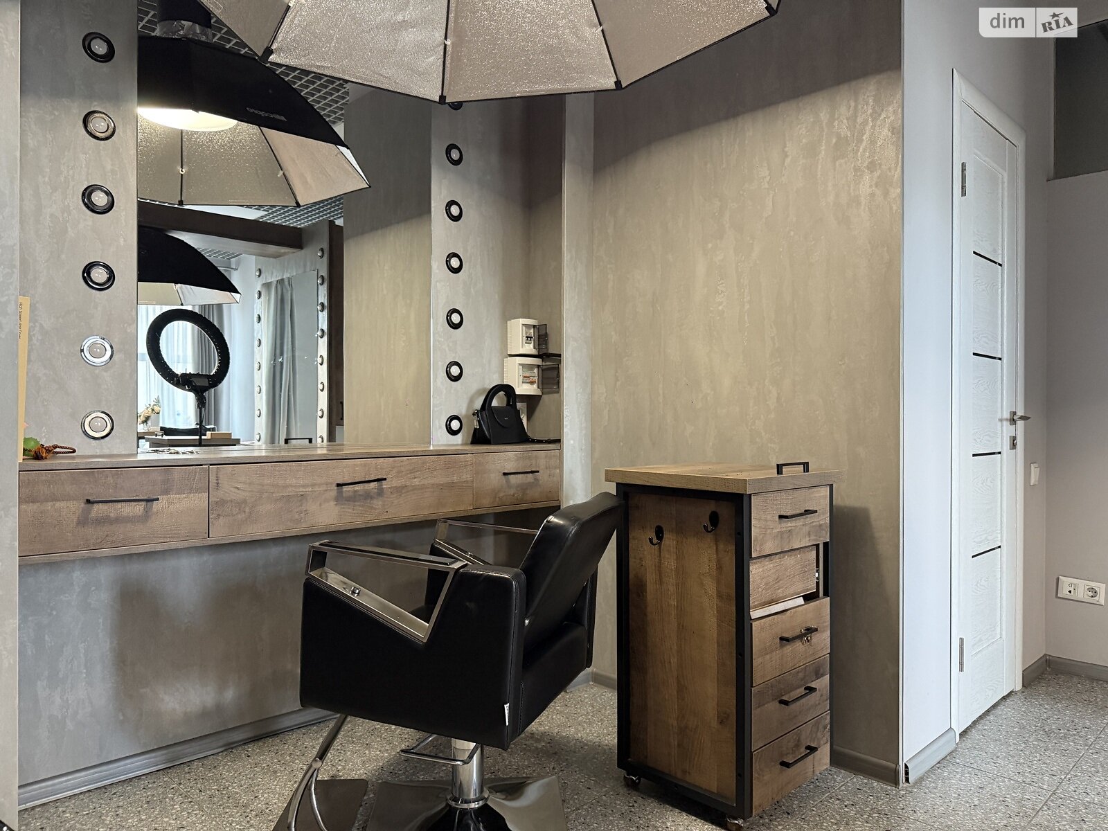 Комерційне приміщення в Дніпрі, здам в оренду по Яворницького Дмитра проспект 72Б, район Набережна, ціна: 1 892 942 грн за об’єкт фото 1