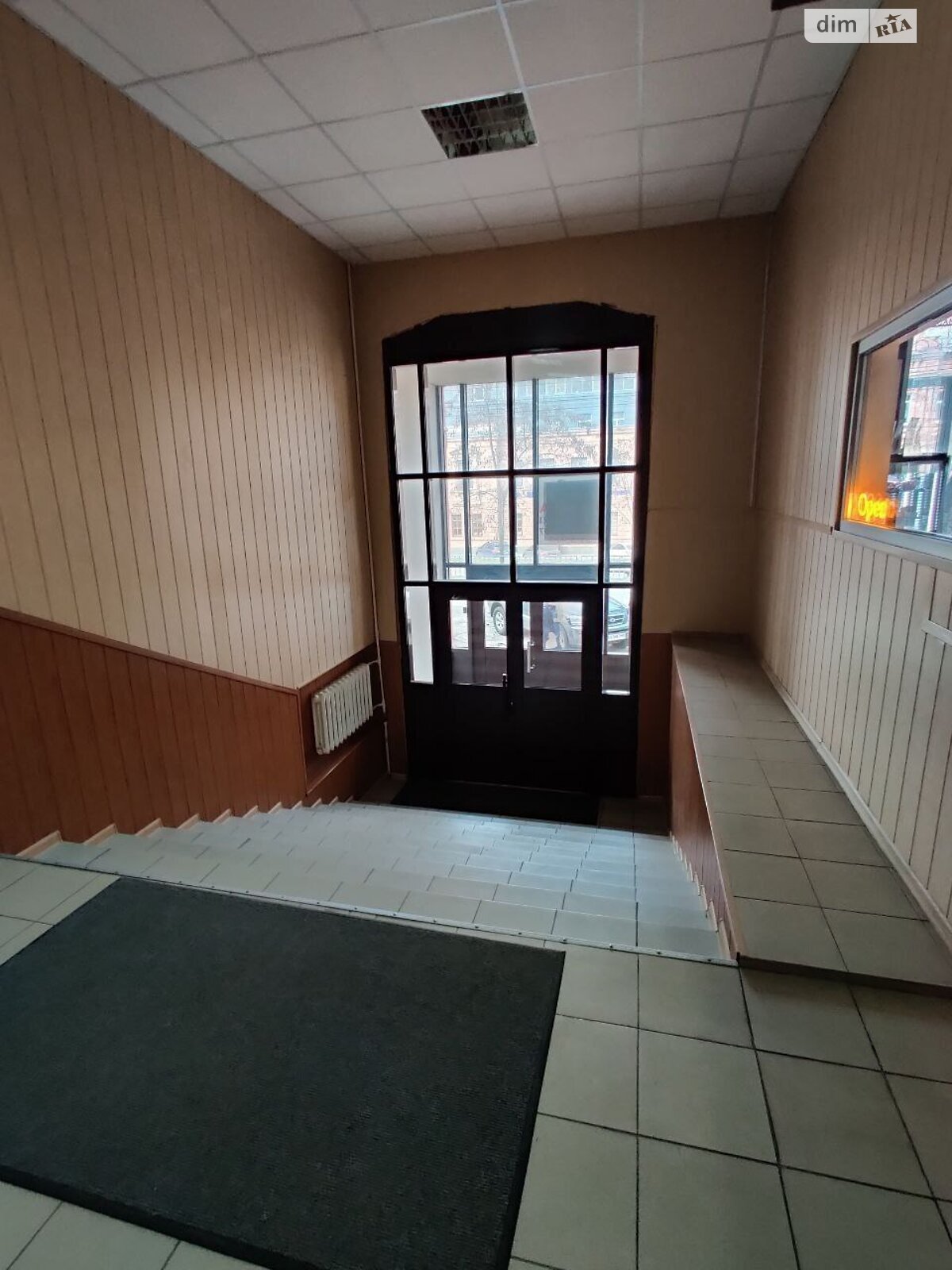 Коммерческое помещение в Днепре, сдам в аренду по Гоголя улица 15, район Нагорный, цена: 5 500 грн за объект фото 1
