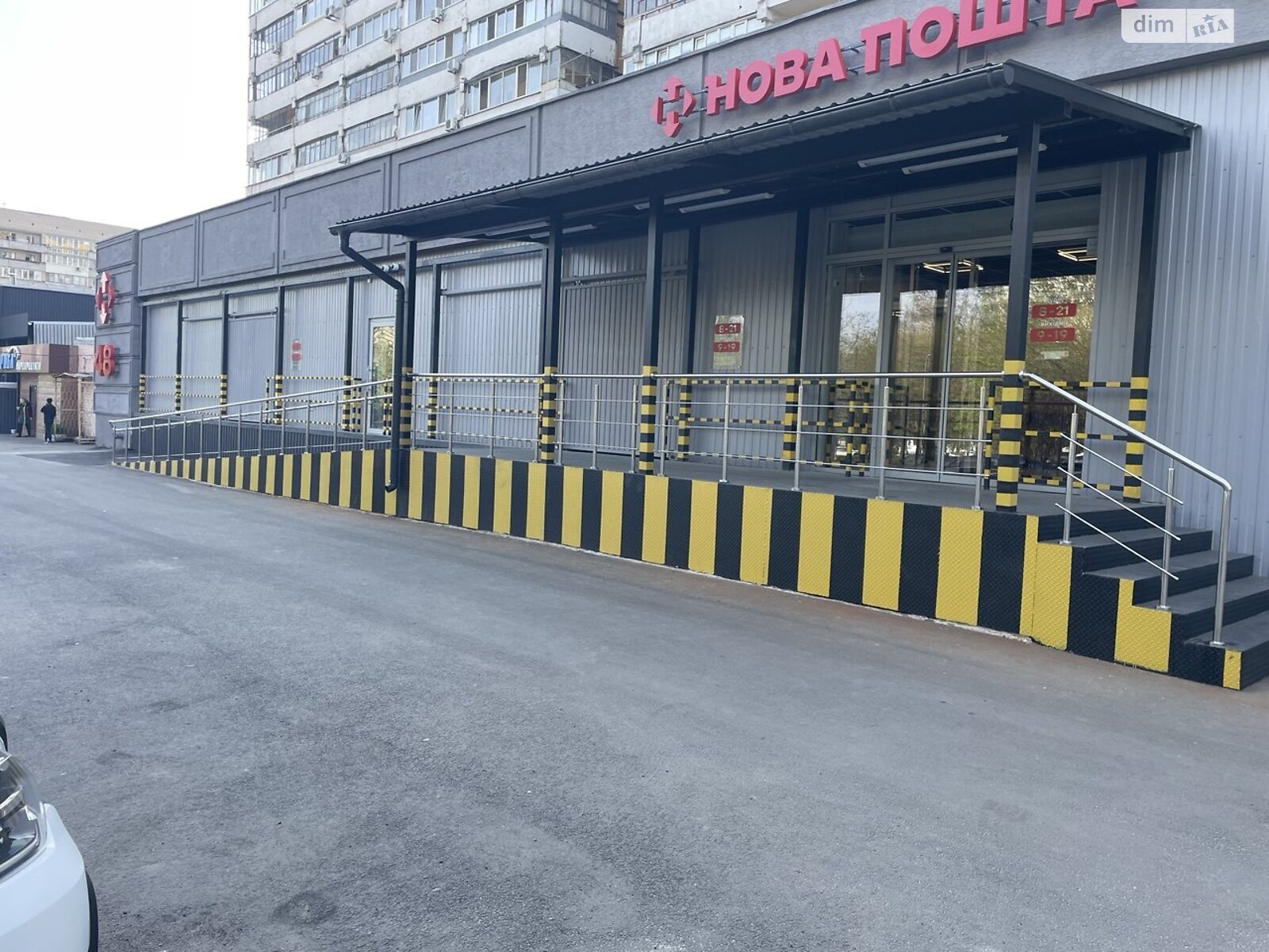 Коммерческое помещение в Днепре, сдам в аренду по Славы бульвар, район Победа-6, цена: 160 000 грн за объект фото 1 Коммерческое помещение в Днепре, сдам в аренду по Славы бульвар, район Победа-6, цена: 160 000 грн за объект фото 1