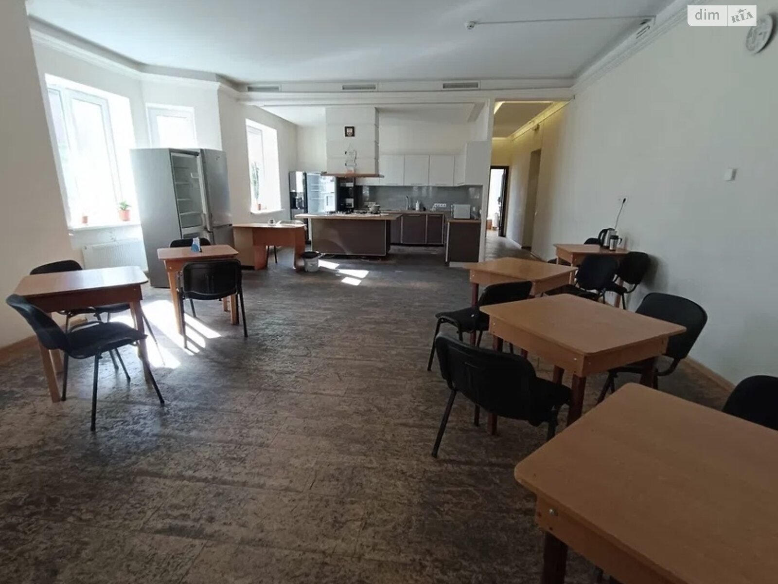 Комерційне приміщення в Дніпрі, здам в оренду по Тернопільська вулиця, район Перемога-6, ціна: 120 000 грн за об’єкт фото 1 Комерційне приміщення в Дніпрі, здам в оренду по Тернопільська вулиця, район Перемога-6, ціна: 120 000 грн за об’єкт фото 1