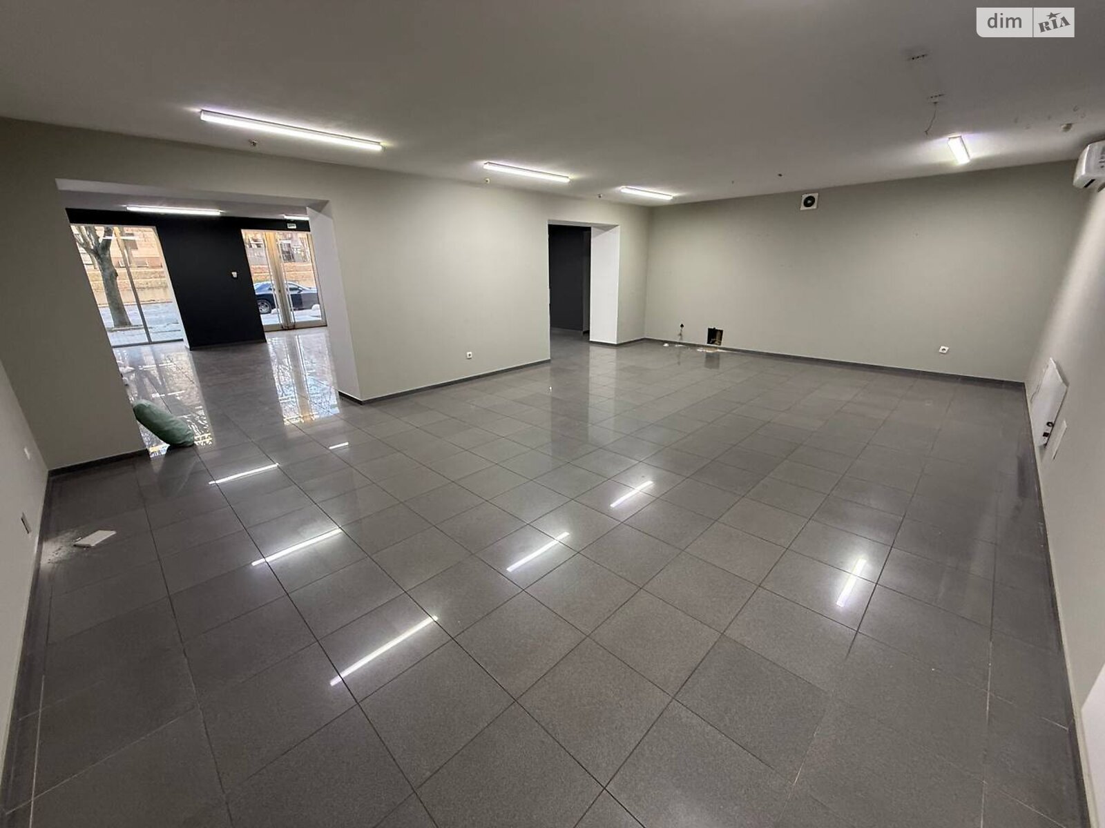 Коммерческое помещение в Днепре, сдам в аренду по Поля Александра проспект 48Б, район Проспект Поля, цена: 28 000 грн за объект фото 1 Коммерческое помещение в Днепре, сдам в аренду по Поля Александра проспект 48Б, район Проспект Поля, цена: 28 000 грн за объект фото 1