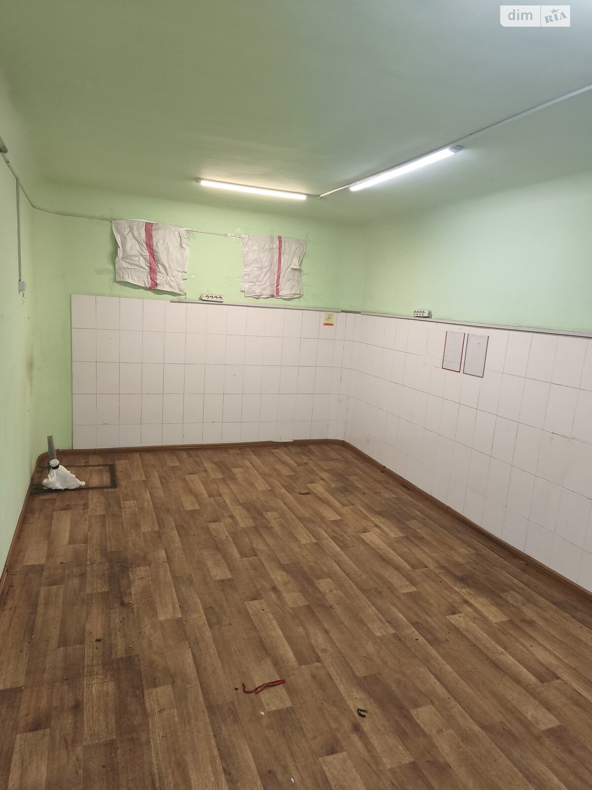 Комерційне приміщення в Дніпрі, здам в оренду по Автопаркова вулиця, район Самарський, ціна: 40 000 грн за об’єкт фото 1 Комерційне приміщення в Дніпрі, здам в оренду по Автопаркова вулиця, район Самарський, ціна: 40 000 грн за об’єкт фото 1