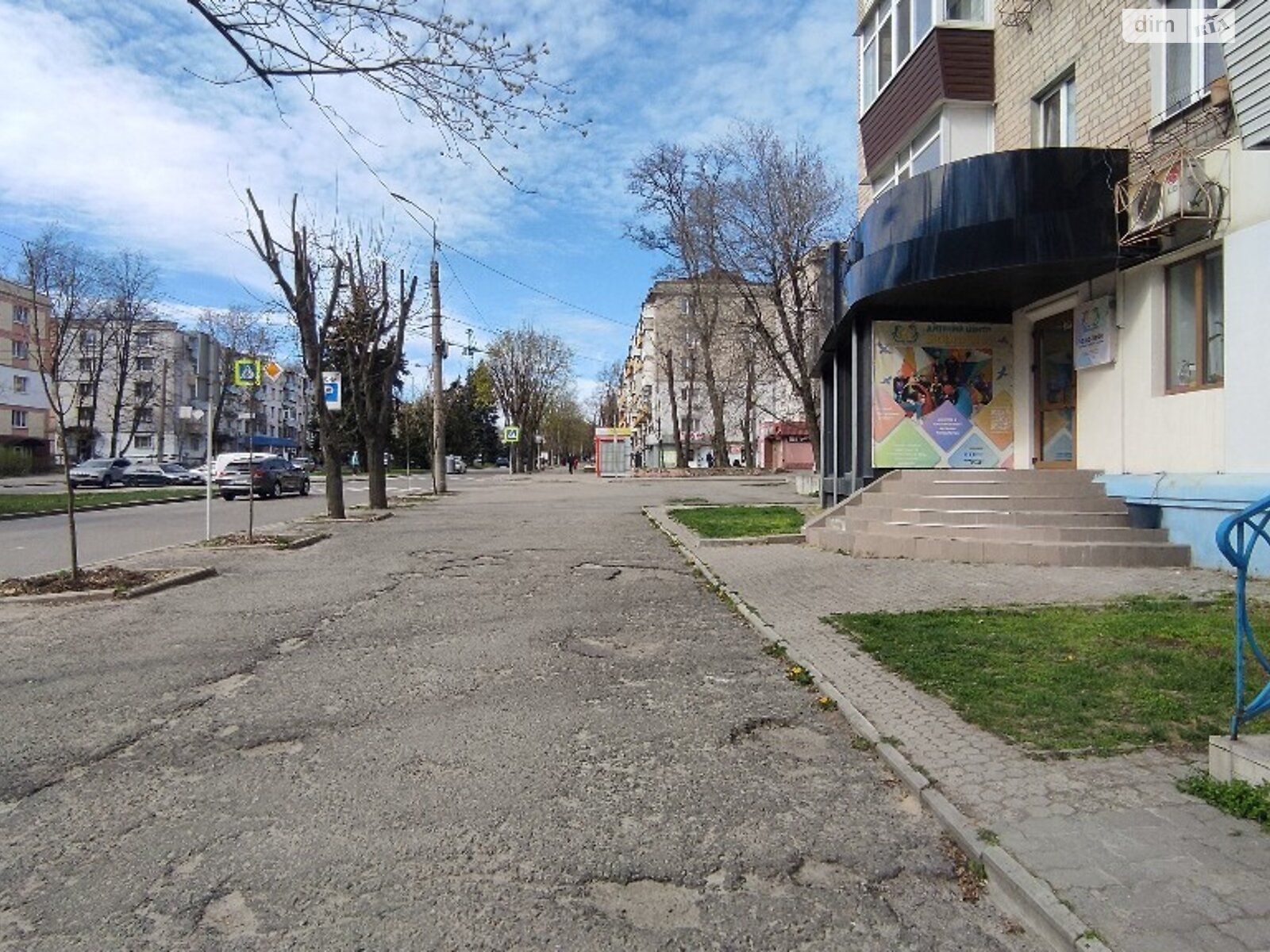 Коммерческое помещение в Днепре, сдам в аренду по Науки (Гагарина) проспект 92, район Соборный, цена: 49 000 грн за объект фото 1