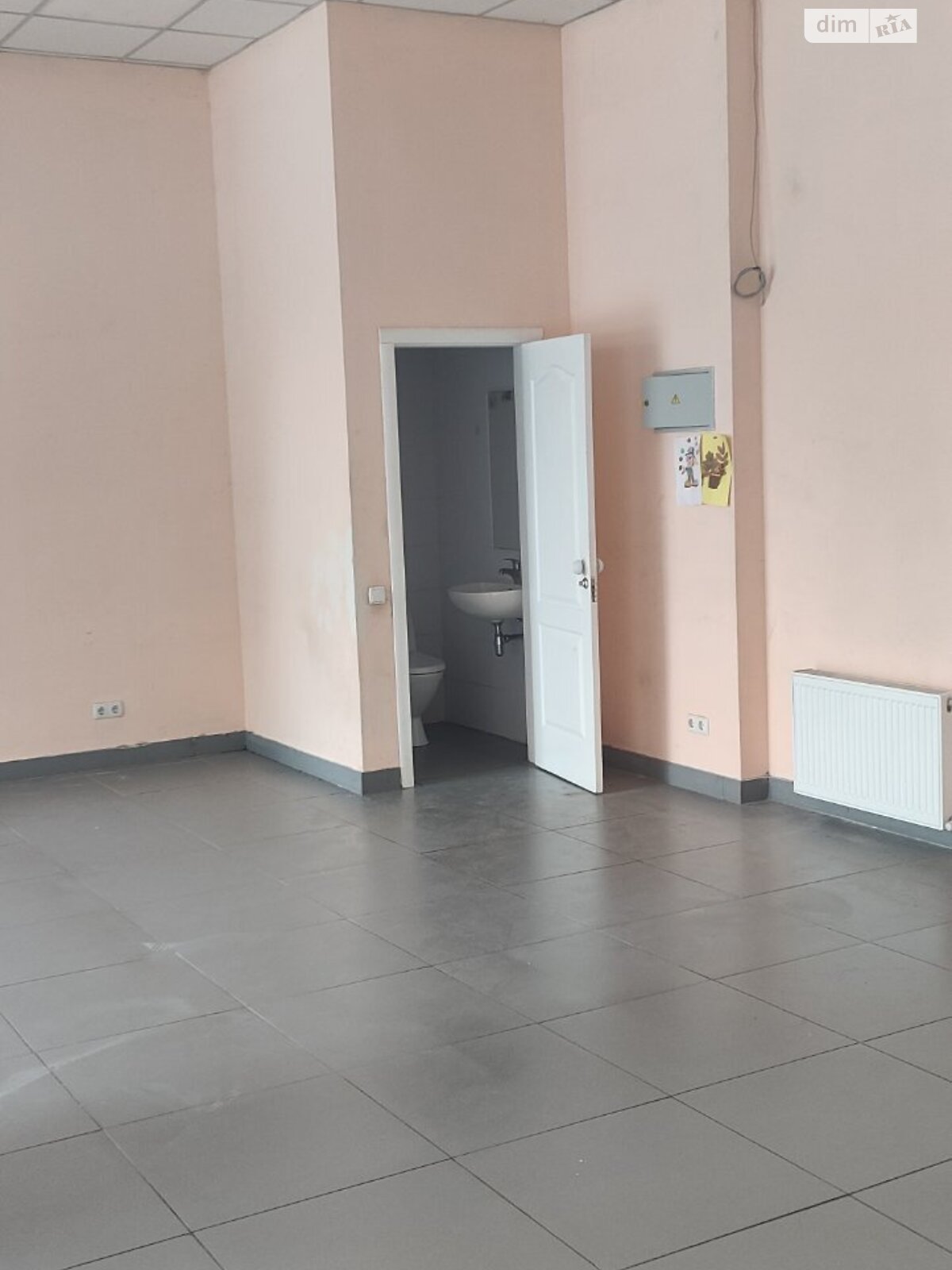 Коммерческое помещение в Днепре, сдам в аренду по Солнечная Набережная (Малиновского Маршала) улица 14А, район Солнечный, цена: 35 000 грн за объект фото 1 Коммерческое помещение в Днепре, сдам в аренду по Солнечная Набережная (Малиновского Маршала) улица 14А, район Солнечный, цена: 35 000 грн за объект фото 1