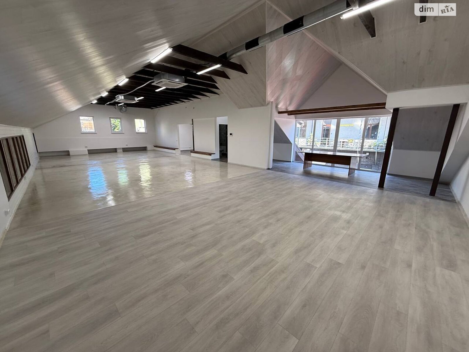 Комерційне приміщення в Дніпрі, здам в оренду по Грушевського Михайла вулиця 4А, район Центр, ціна: 87 600 грн за об’єкт фото 1