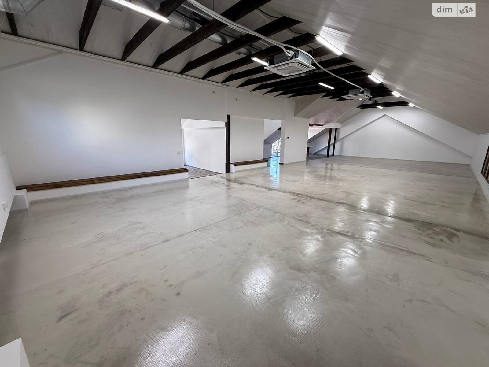 Комерційне приміщення в Дніпрі, здам в оренду по Грушевського Михайла вулиця 4А, район Центр, ціна: 87 600 грн за об’єкт фото 1