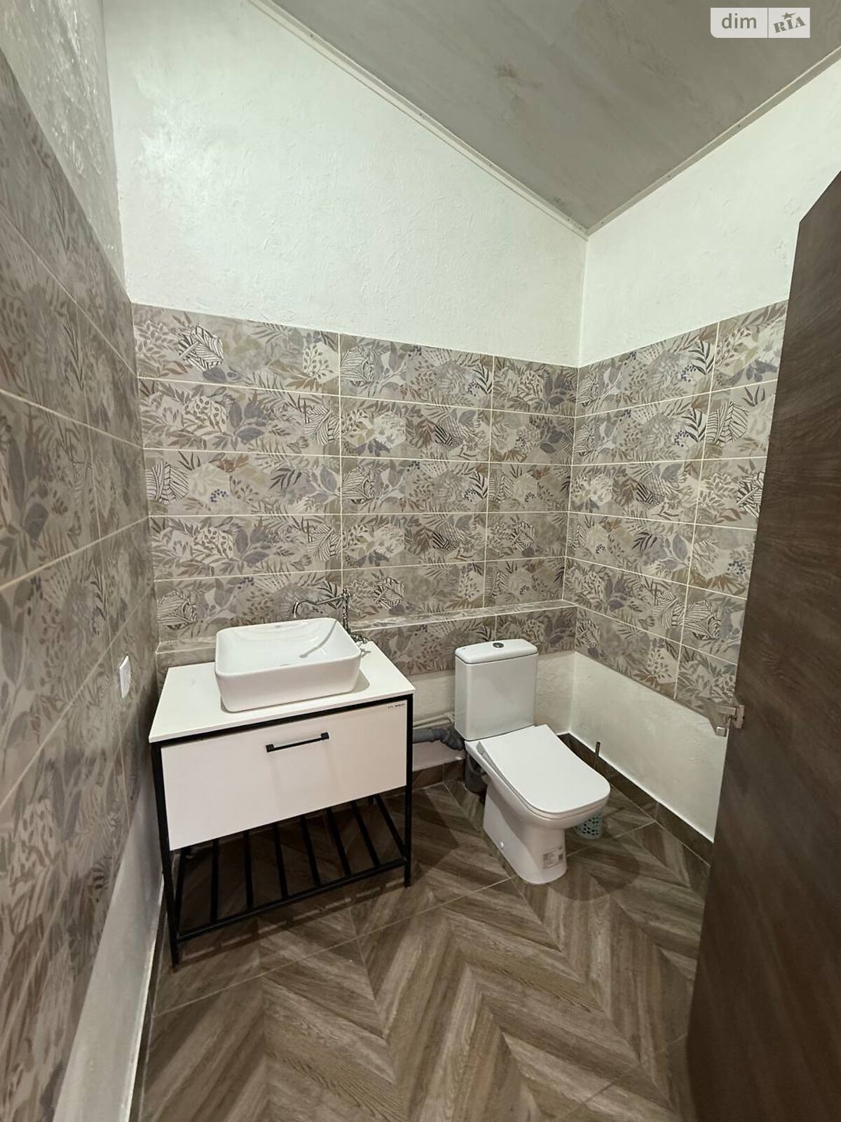 Комерційне приміщення в Дніпрі, здам в оренду по Грушевського Михайла вулиця 4А, район Центр, ціна: 87 600 грн за об’єкт фото 1