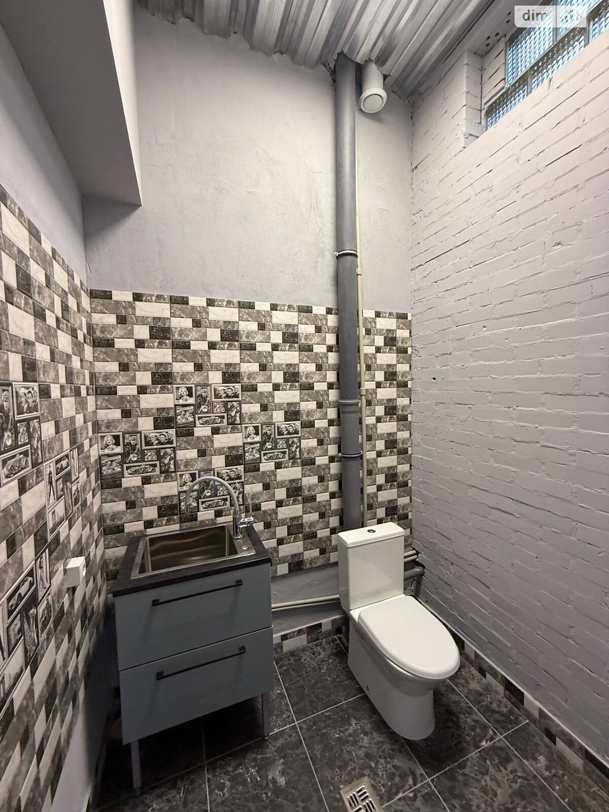 Комерційне приміщення в Дніпрі, здам в оренду по Грушевського Михайла вулиця 4А, район Центр, ціна: 87 600 грн за об’єкт фото 1