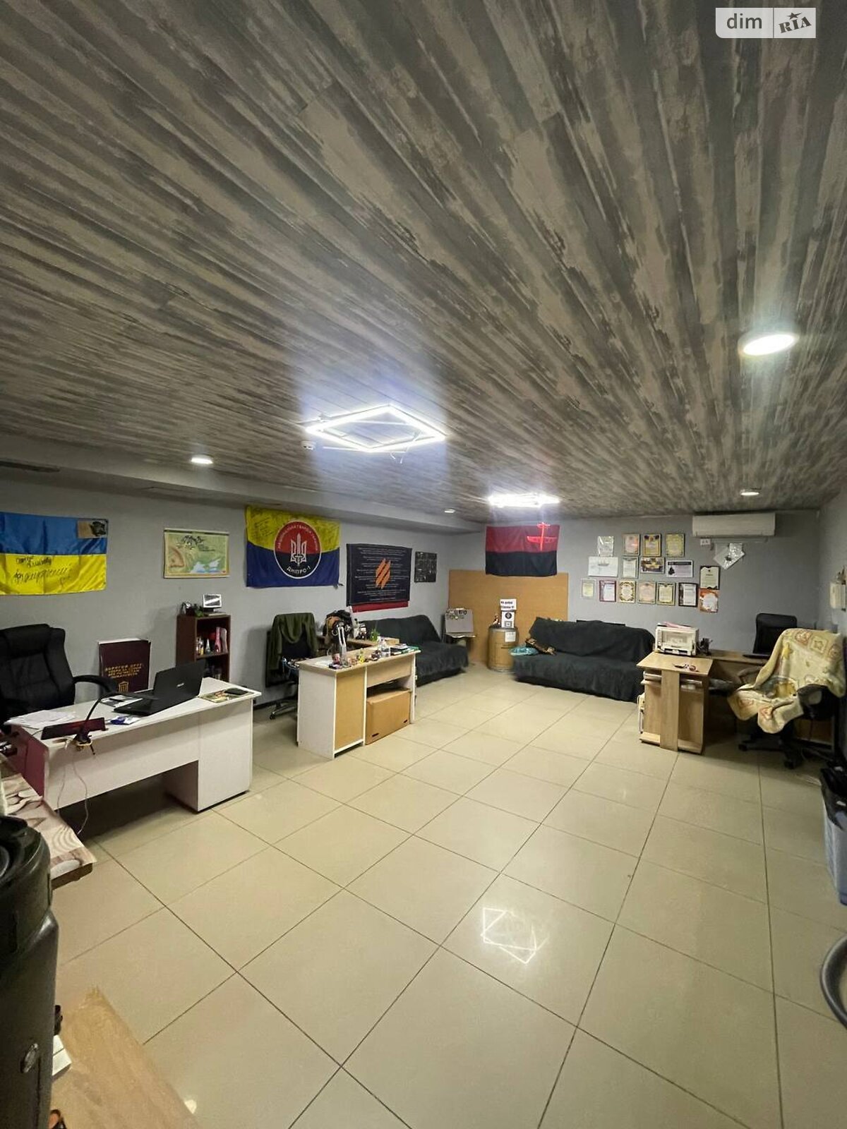 Комерційне приміщення в Дніпрі, здам в оренду по Володимира Великого князя вулиця 13, район Центр, ціна: 70 000 грн за об’єкт фото 1 Комерційне приміщення в Дніпрі, здам в оренду по Володимира Великого князя вулиця 13, район Центр, ціна: 70 000 грн за об’єкт фото 1