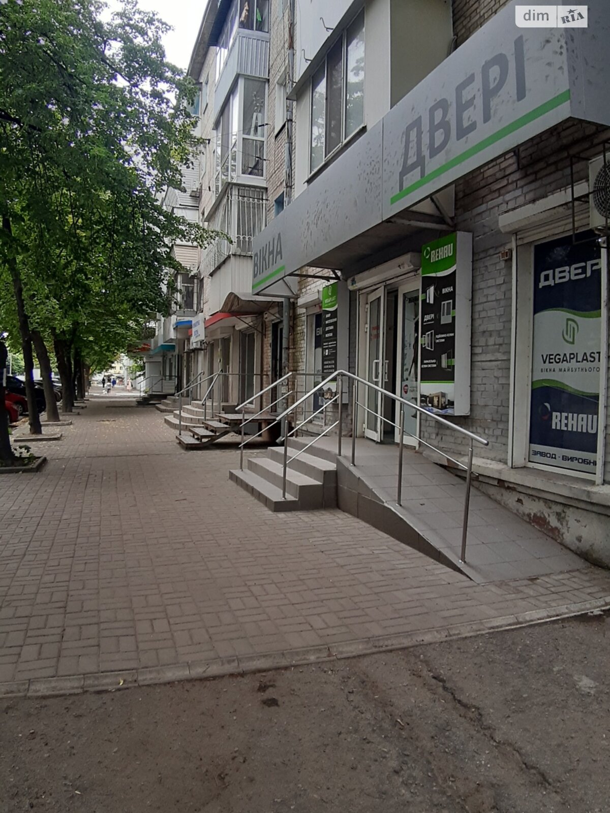 Комерційне приміщення в Дніпрі, здам в оренду по Володимира Великого князя вулиця 15А, район Центр, ціна: 9 000 грн за об’єкт фото 1 Комерційне приміщення в Дніпрі, здам в оренду по Володимира Великого князя вулиця 15А, район Центр, ціна: 9 000 грн за об’єкт фото 1