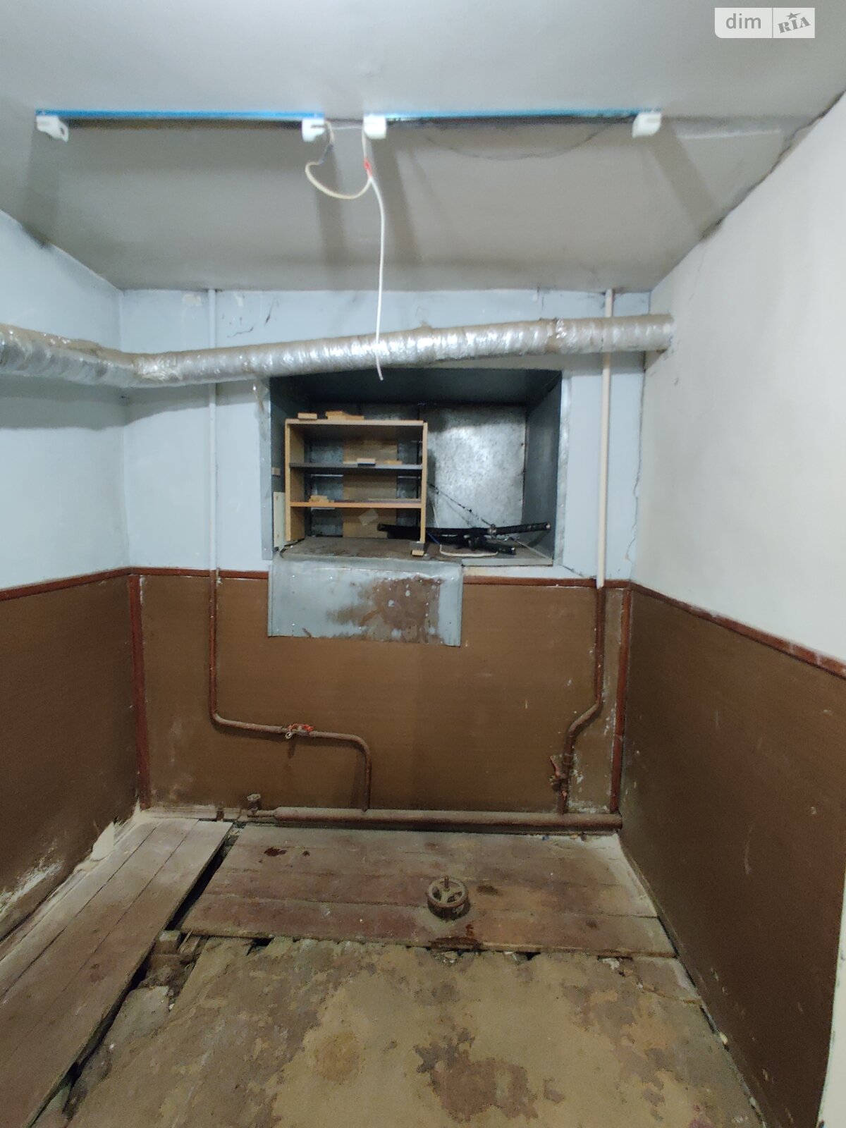 Комерційне приміщення в Дніпрі, здам в оренду по Володимира Великого князя вулиця 15Б, район Центр, ціна: 8 000 грн за об’єкт фото 1