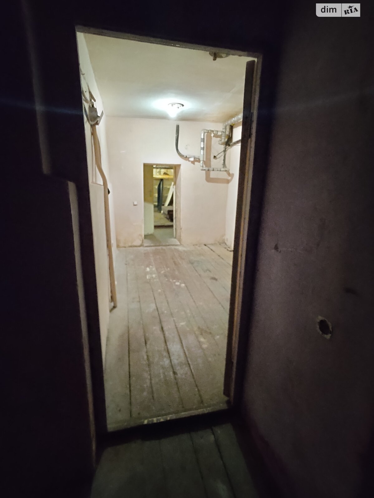 Комерційне приміщення в Дніпрі, здам в оренду по Володимира Великого князя вулиця 15Б, район Центр, ціна: 8 000 грн за об’єкт фото 1