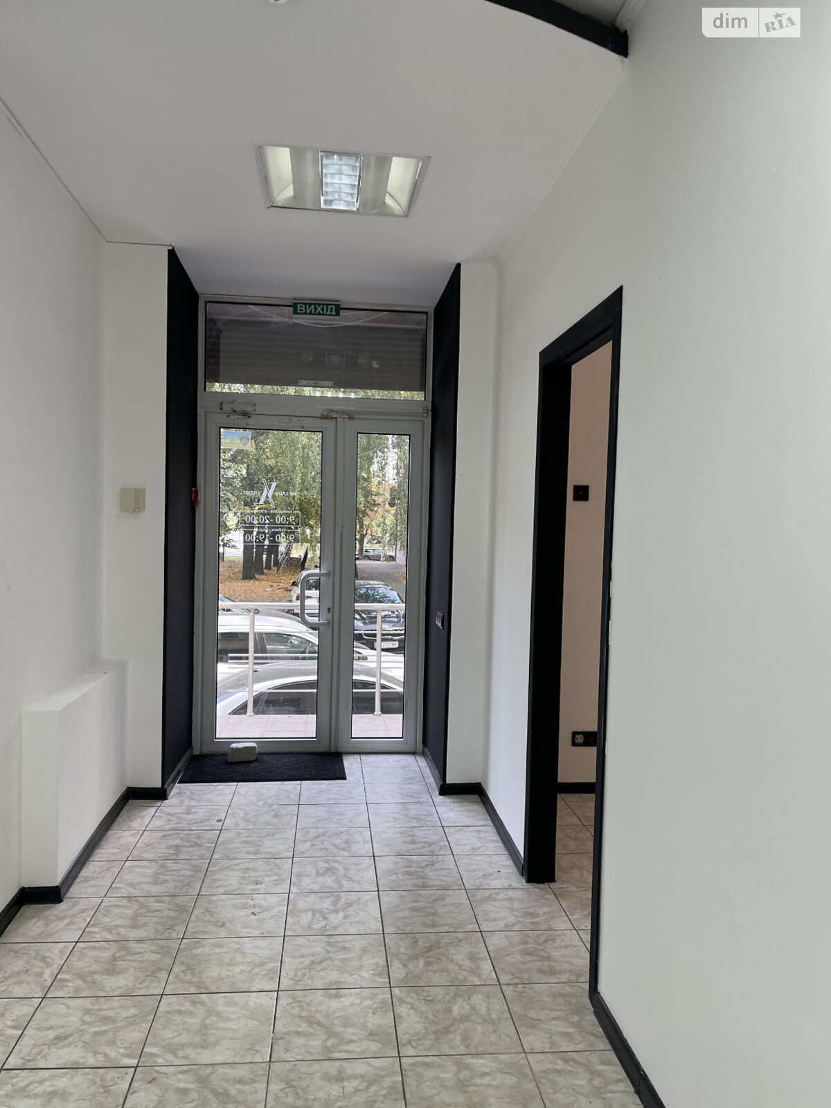 Коммерческое помещение в Днепре, сдам в аренду по Яворницкого Дмитрия проспект 79, район Центр, цена: 30 000 грн за объект фото 1