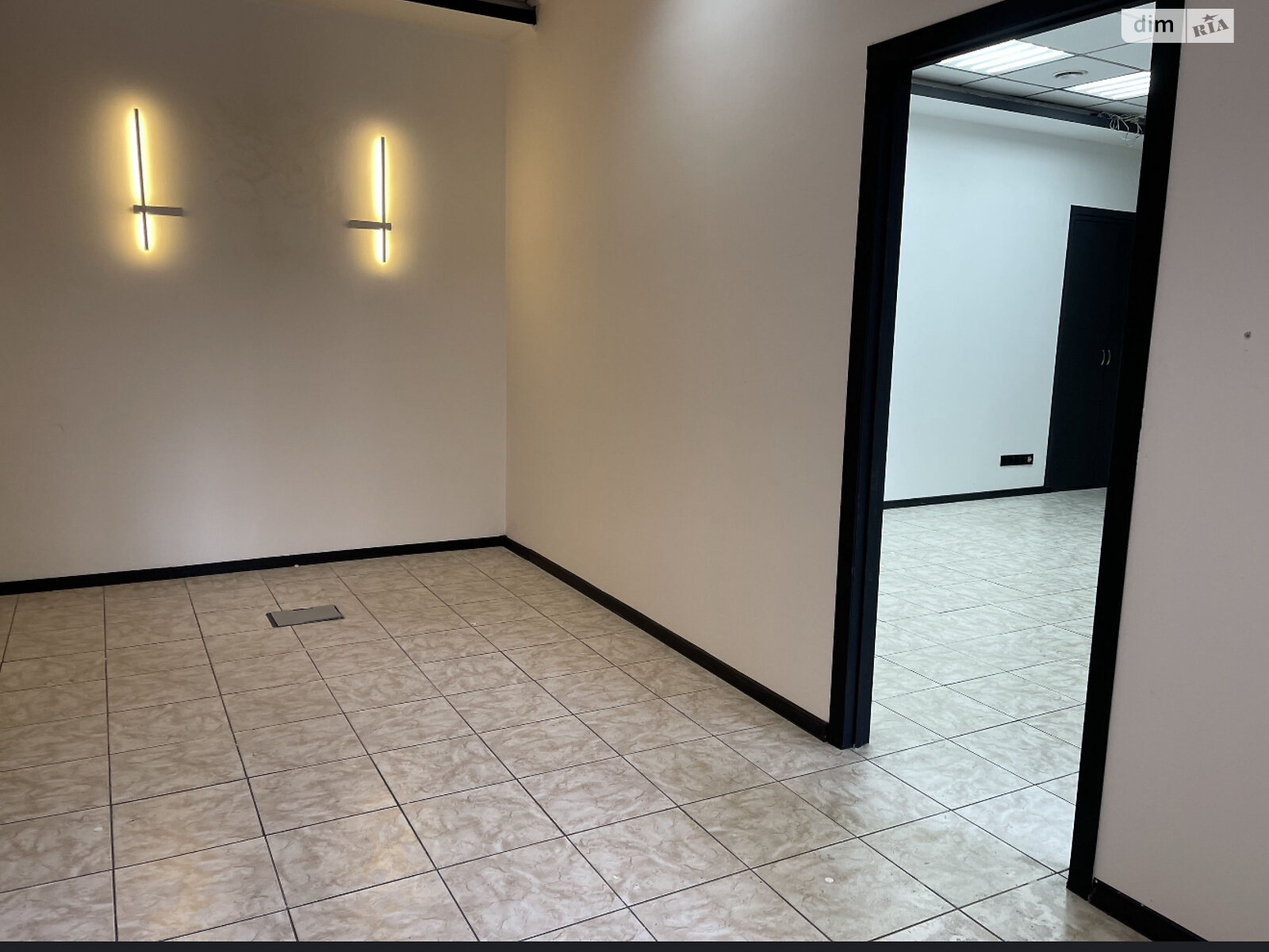 Коммерческое помещение в Днепре, сдам в аренду по Яворницкого Дмитрия проспект 79, район Центр, цена: 30 000 грн за объект фото 1