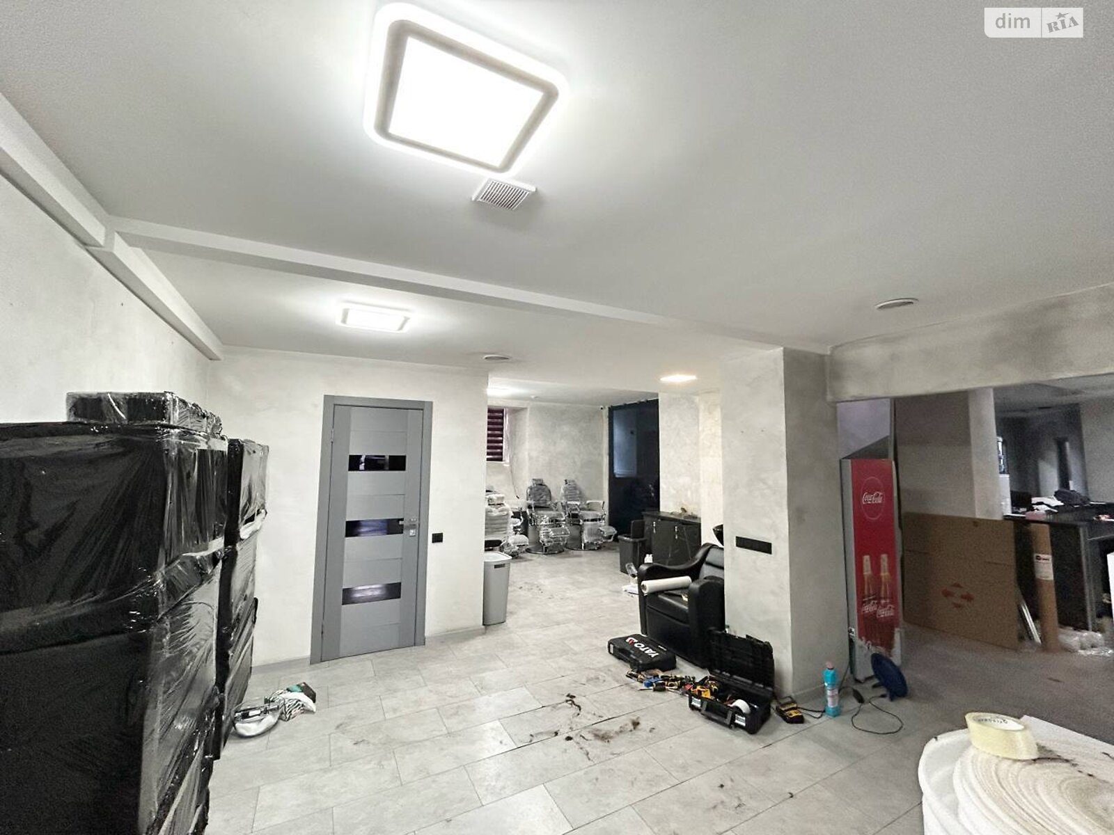 Комерційне приміщення в Дніпрі, здам в оренду по Яворницького Дмитра проспект 70, район Центр, ціна: 80 000 грн за об’єкт фото 1 Комерційне приміщення в Дніпрі, здам в оренду по Яворницького Дмитра проспект 70, район Центр, ціна: 80 000 грн за об’єкт фото 1