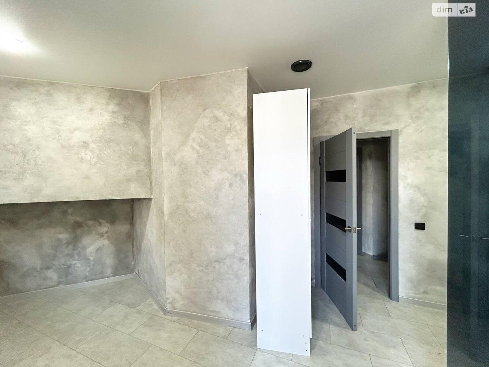 Комерційне приміщення в Дніпрі, здам в оренду по Яворницького Дмитра проспект 70, район Центр, ціна: 80 000 грн за об’єкт фото 1 Комерційне приміщення в Дніпрі, здам в оренду по Яворницького Дмитра проспект 70, район Центр, ціна: 80 000 грн за об’єкт фото 1