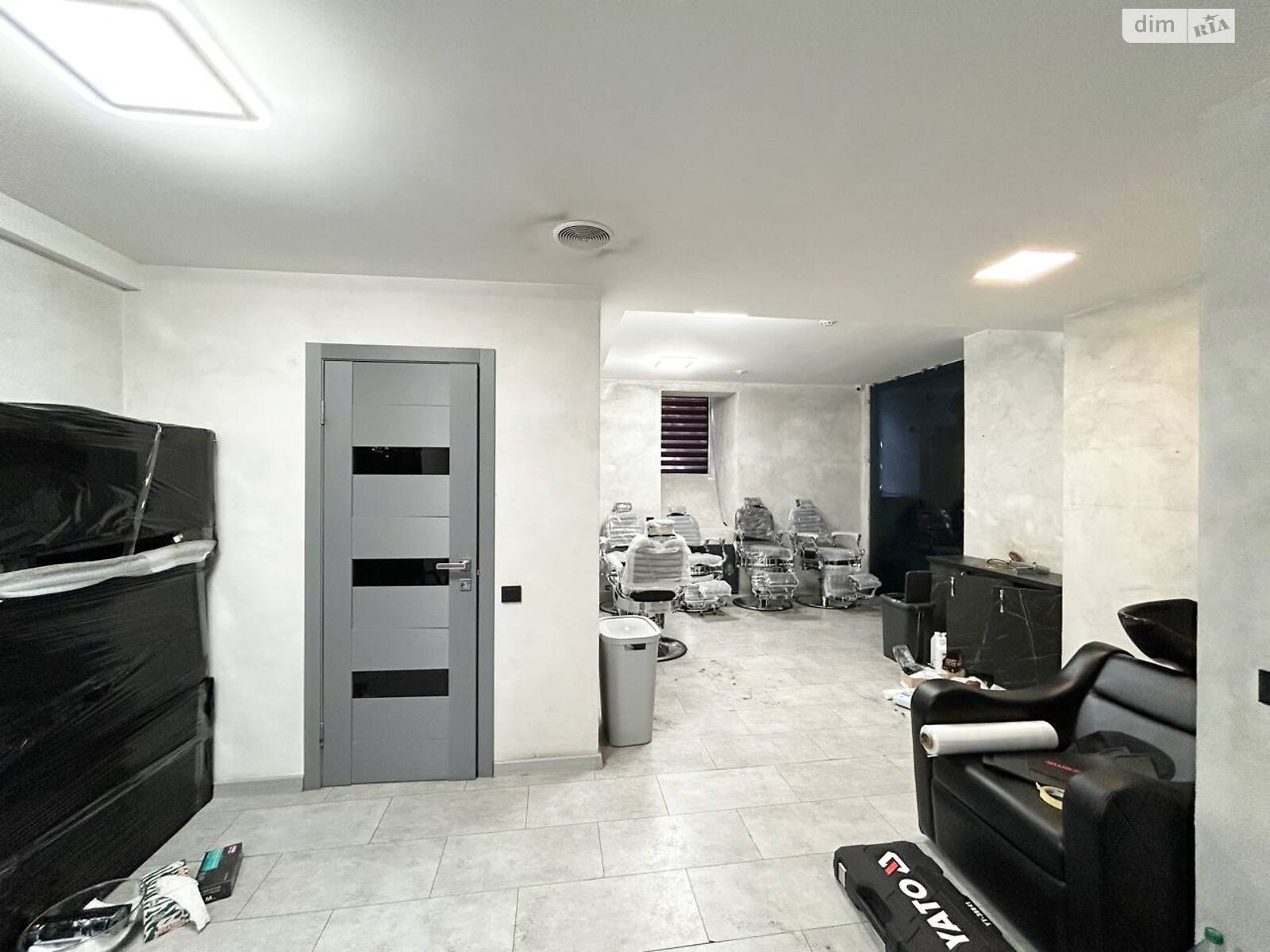 Комерційне приміщення в Дніпрі, здам в оренду по Яворницького Дмитра проспект 70, район Центр, ціна: 80 000 грн за об’єкт фото 1 Комерційне приміщення в Дніпрі, здам в оренду по Яворницького Дмитра проспект 70, район Центр, ціна: 80 000 грн за об’єкт фото 1