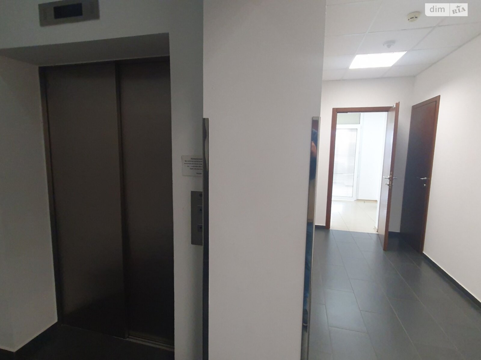 Коммерческое помещение в Днепре, сдам в аренду по Королевы Елизаветы II (Глинки) улица 7, район Центральный, цена: 30 363 грн за объект фото 1 Коммерческое помещение в Днепре, сдам в аренду по Королевы Елизаветы II (Глинки) улица 7, район Центральный, цена: 30 363 грн за объект фото 1