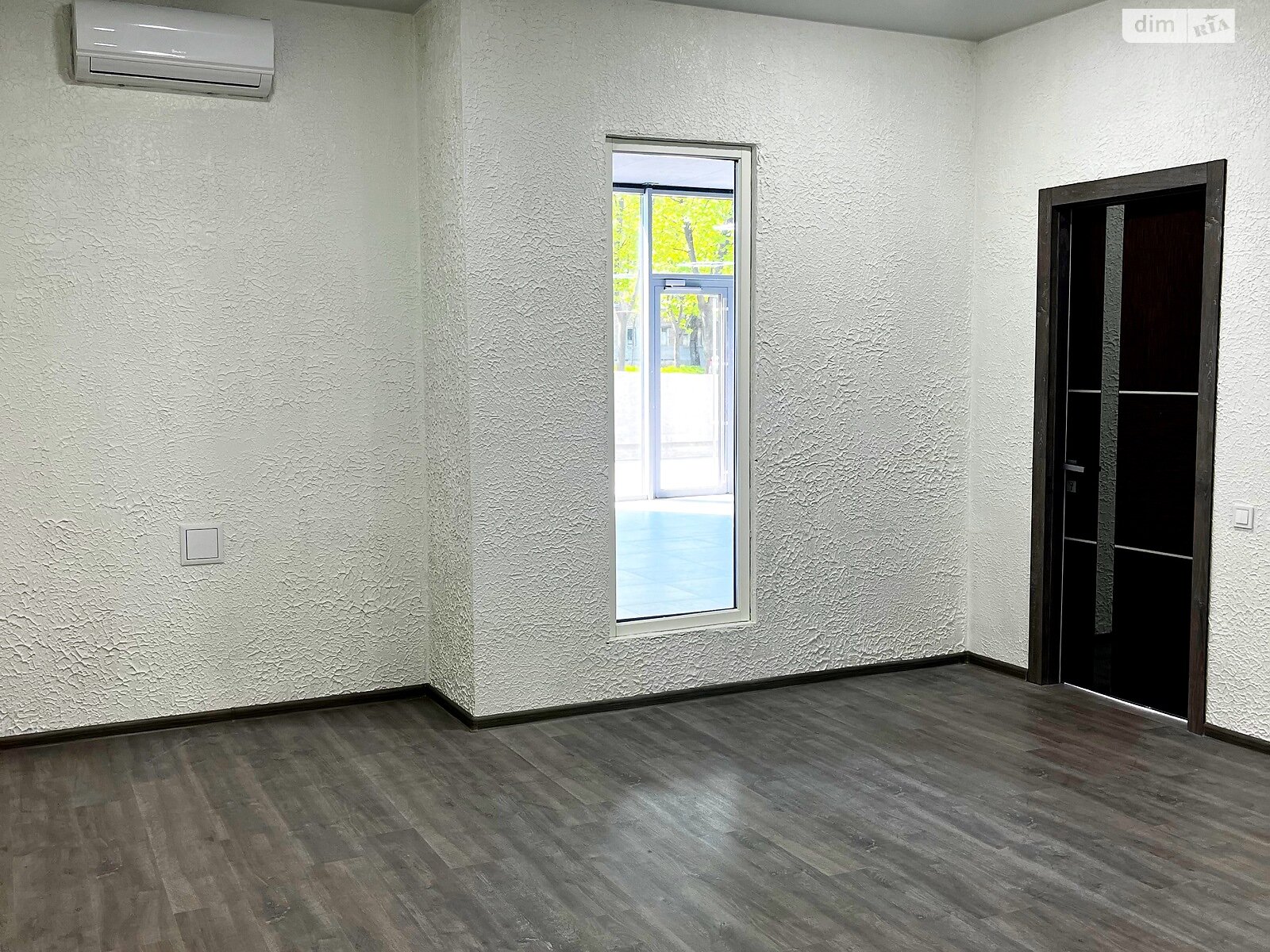 Комерційне приміщення в Дніпрі, здам в оренду по Орлика Пилипа проспект, район Центральний, ціна: 176 396 грн за об’єкт фото 1 Комерційне приміщення в Дніпрі, здам в оренду по Орлика Пилипа проспект, район Центральний, ціна: 176 396 грн за об’єкт фото 1