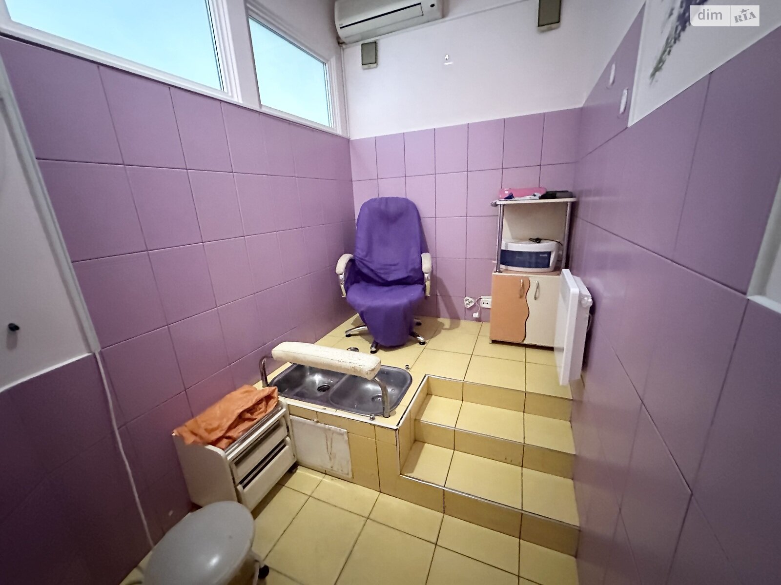 Коммерческое помещение в Днепре, Воскресенская улица, цена аренды: 28 000 грн за объект фото 1 Коммерческое помещение в Днепре, Воскресенская улица, цена аренды: 28 000 грн за объект фото 1