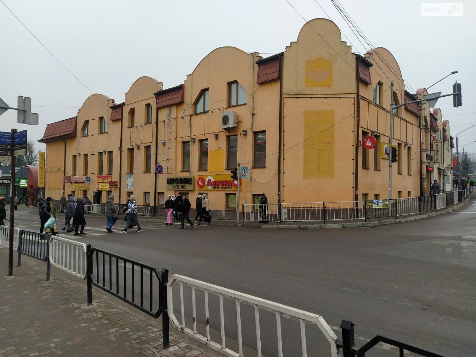 Комерційне приміщення в Дрогобичі, Лесі Українки вулиця 14, ціна оренди: 40 000 грн за об’єкт фото 1 Комерційне приміщення в Дрогобичі, Лесі Українки вулиця 14, ціна оренди: 40 000 грн за об’єкт фото 1