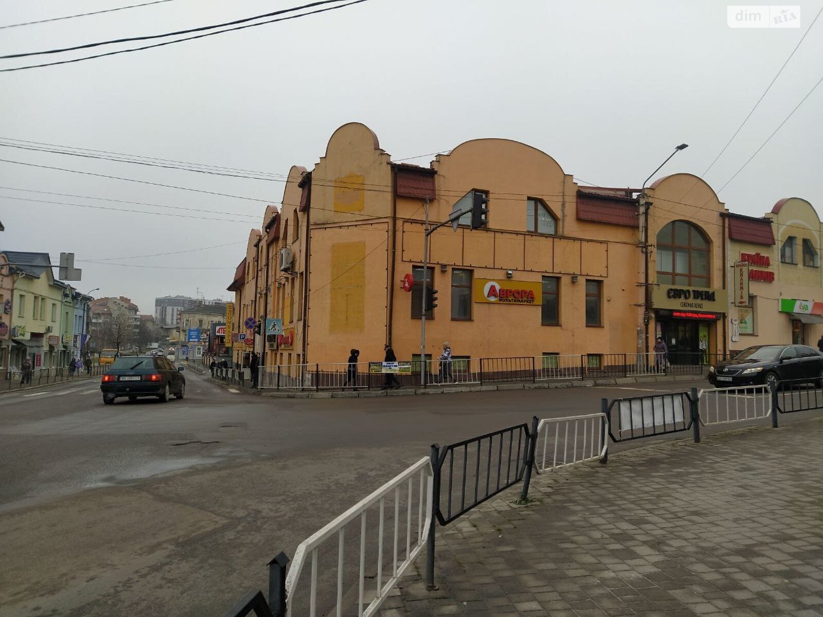 Комерційне приміщення в Дрогобичі, Лесі Українки вулиця 14, ціна оренди: 40 000 грн за об’єкт фото 1 Комерційне приміщення в Дрогобичі, Лесі Українки вулиця 14, ціна оренди: 40 000 грн за об’єкт фото 1