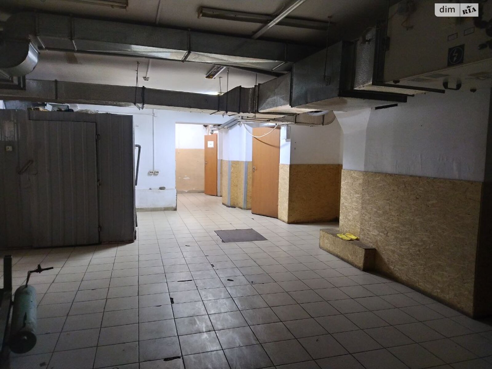 Комерційне приміщення в Дрогобичі, Лесі Українки вулиця 14, ціна оренди: 40 000 грн за об’єкт фото 1 Комерційне приміщення в Дрогобичі, Лесі Українки вулиця 14, ціна оренди: 40 000 грн за об’єкт фото 1