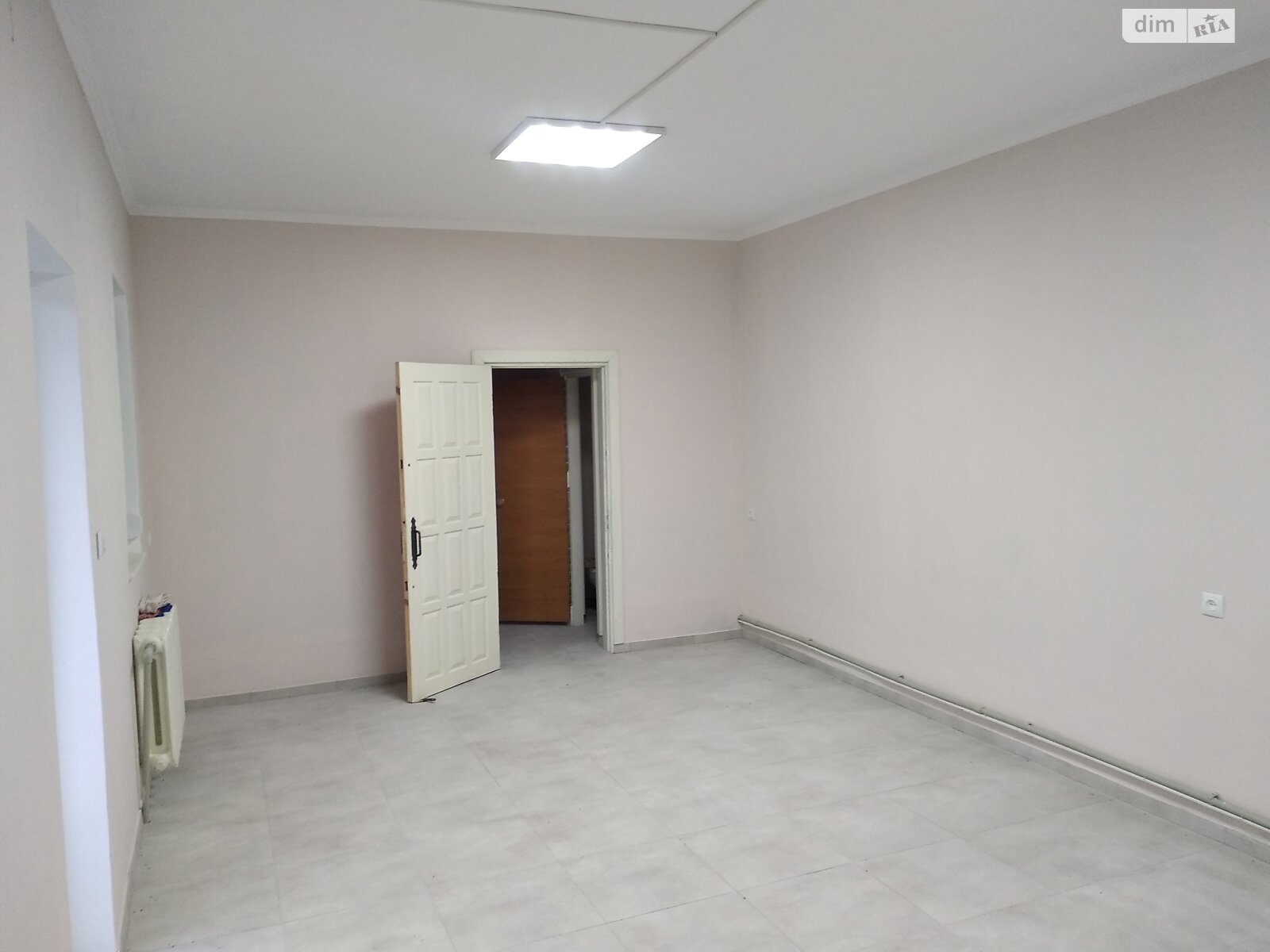 Коммерческое помещение в Дубно, Мира улица, цена аренды: 12 475 грн за объект фото 1 Коммерческое помещение в Дубно, Мира улица, цена аренды: 12 475 грн за объект фото 1