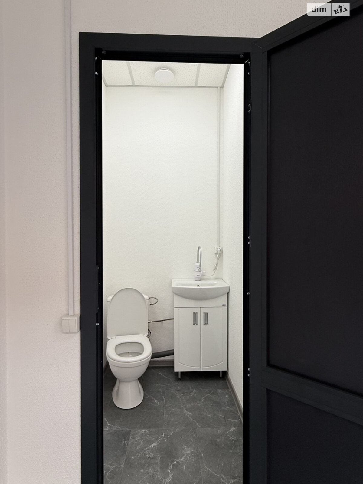 Коммерческое помещение в Гнивани, сдам в аренду по Подольская улица, район Гнивань, цена: 11 700 грн за объект фото 1 Коммерческое помещение в Гнивани, сдам в аренду по Подольская улица, район Гнивань, цена: 11 700 грн за объект фото 1