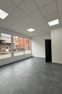 Коммерческое помещение в Гнивани, сдам в аренду по Подольская улица, район Гнивань, цена: 11 700 грн за объект фото 2 Коммерческое помещение в Гнивани, сдам в аренду по Подольская улица, район Гнивань, цена: 11 700 грн за объект фото 2