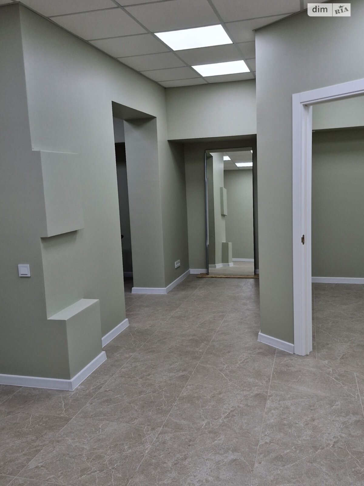 Комерційне приміщення в Хмельницькому, здам в оренду по Болбочана Петра провулок 3/2, район Дубове, ціна: 17 000 грн за об’єкт фото 1